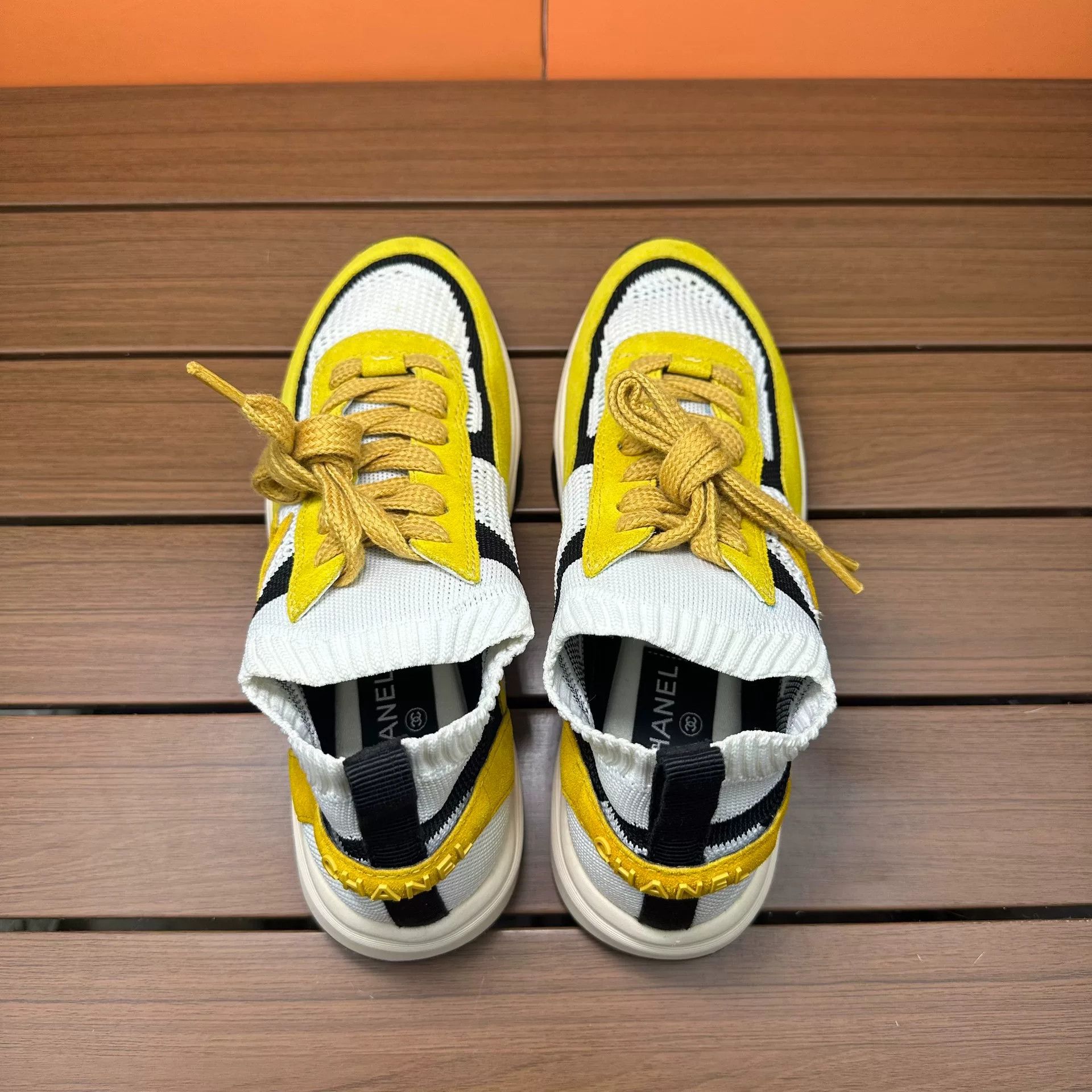Chanel Chanel Casual Yellow Lowtop Sneakers it_37 Women Size US 7 / IT 37 - 4 Thumbnail