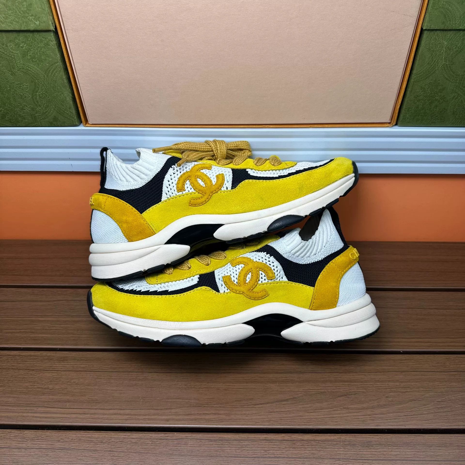 Chanel Chanel Casual Yellow Lowtop Sneakers it_37 Women Size US 7 / IT 37 - 2 Thumbnail