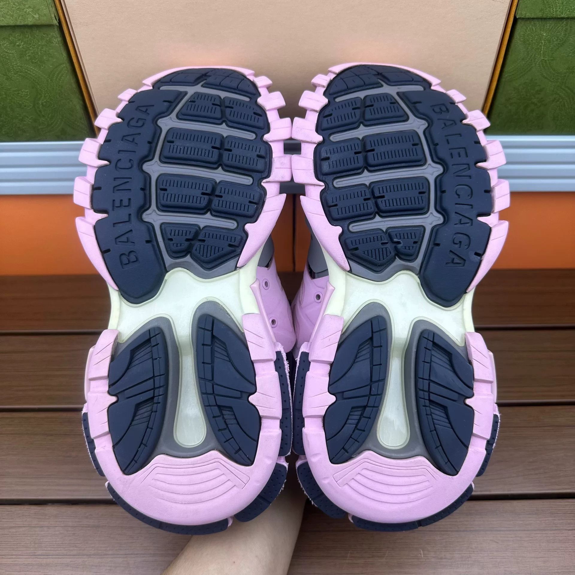 Balenciaga Balenciaga Lowtop Sneakers it_38 Women Size US 8 / IT 38 - 8 Thumbnail