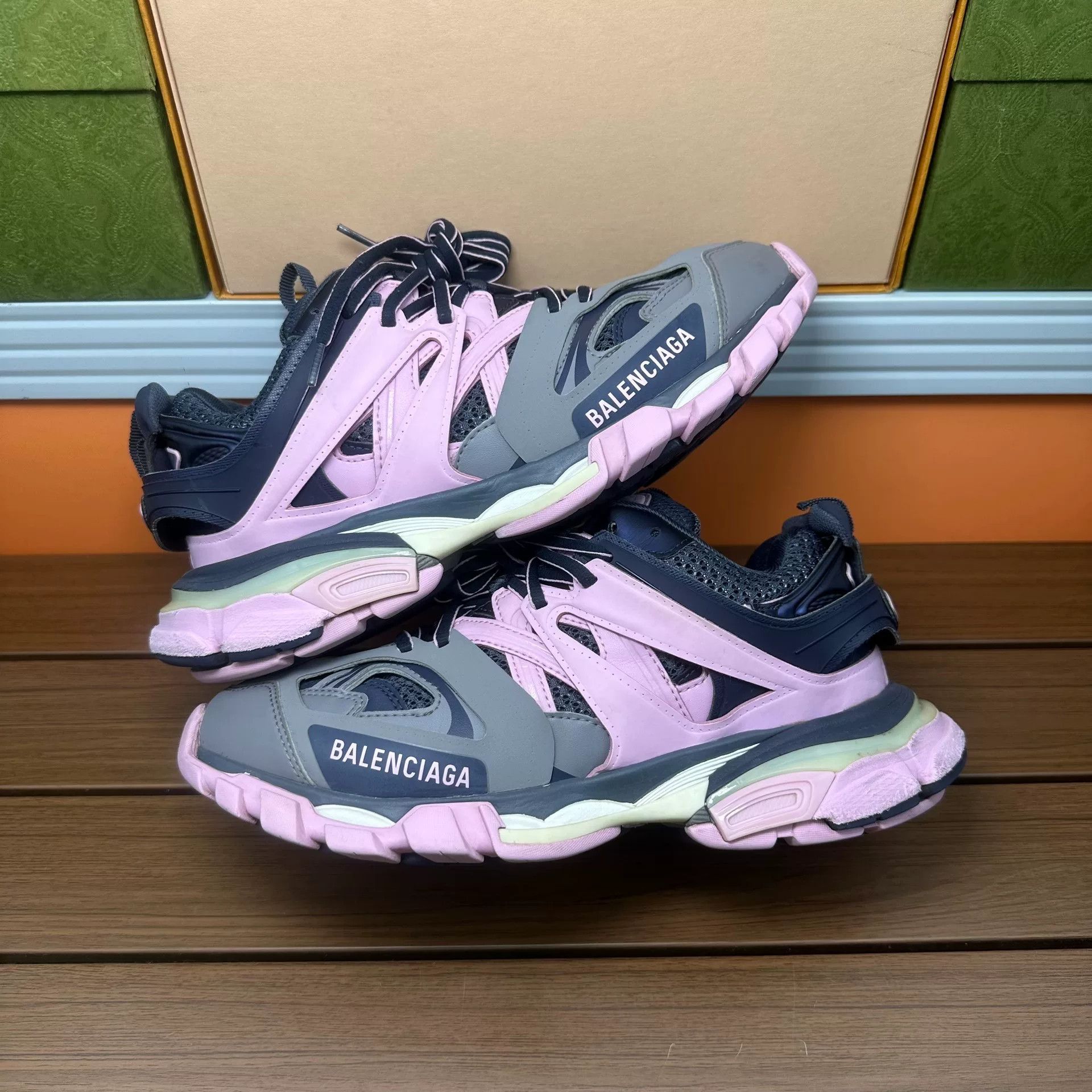 Balenciaga Balenciaga Lowtop Sneakers it_38 Women Size US 8 / IT 38 - 2 Thumbnail
