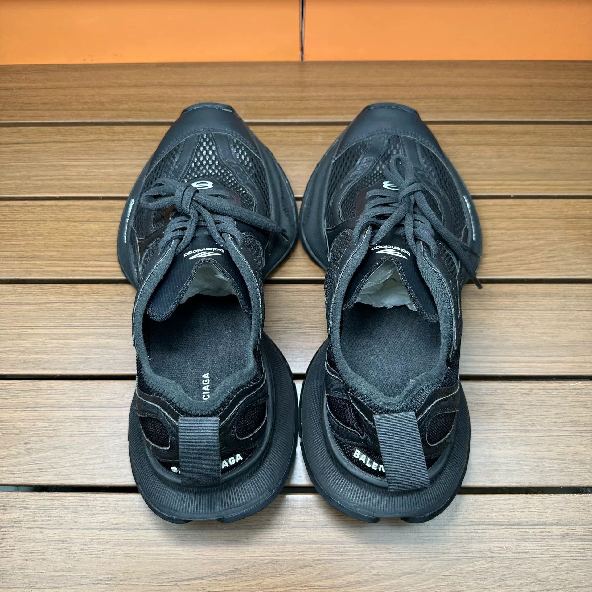 Balenciaga Balenciaga Casual Black Lowtop Sneakers it_37 Women Size US 7 / IT 37 - 5 Thumbnail