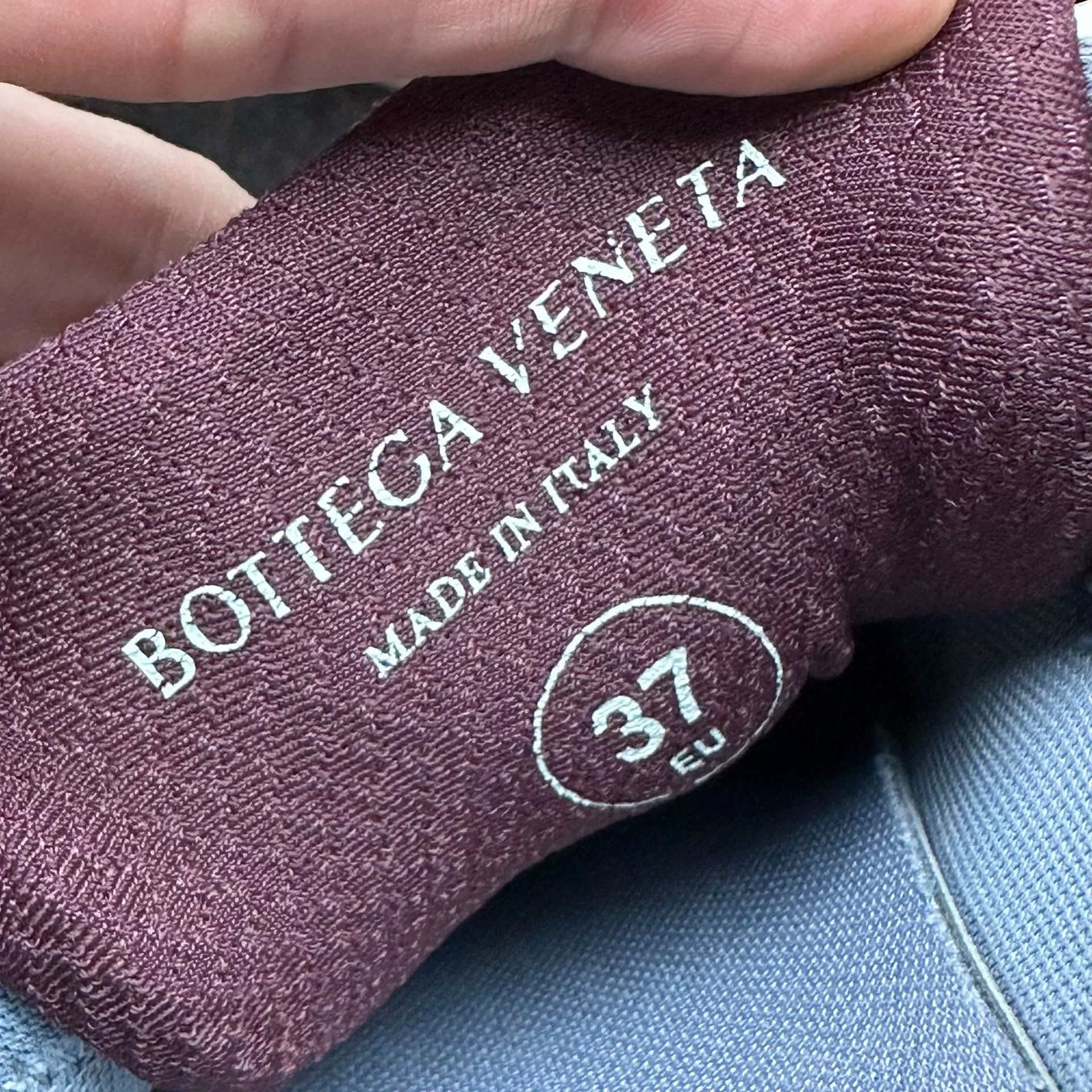 Bottega Veneta Bottega Veneta Casual Gray Lowtop Sneakers it_37 Women Size US 7 / IT 37 - 9 Thumbnail