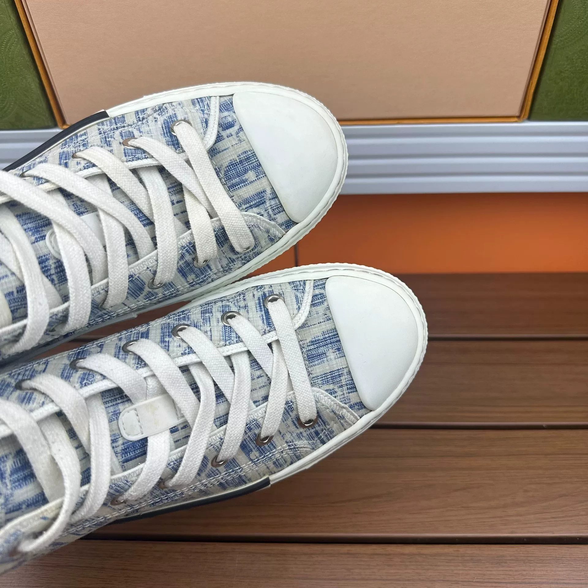 Dior Dior Blue Hitop Sneakers it_37 Women Size US 7 / IT 37 - 7 Thumbnail