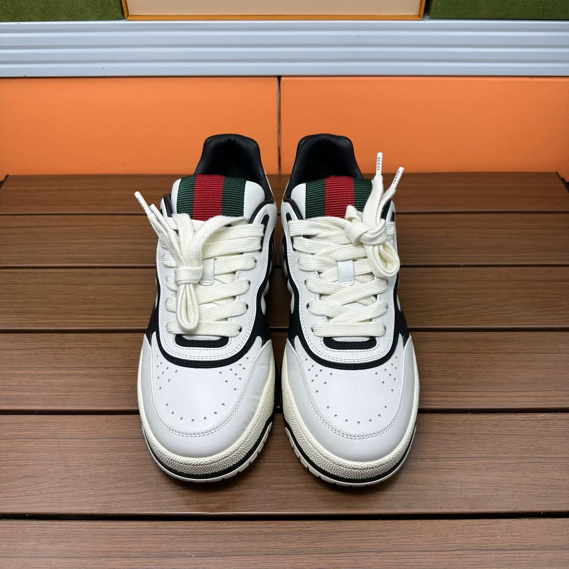 Gucci Gucci Leather Black Lowtop Sneakers 10 Men Size US 10 / EU 43 - 4 Thumbnail
