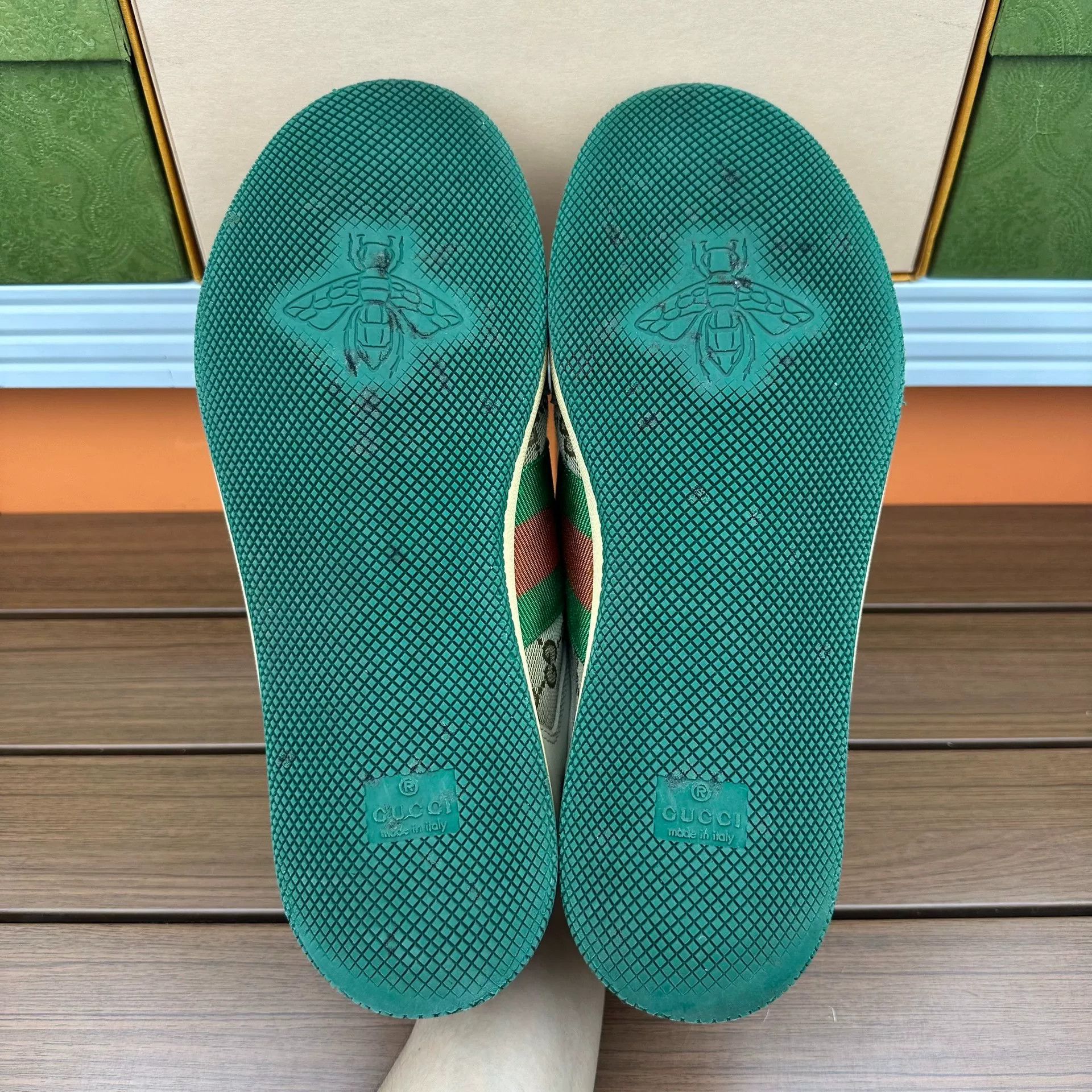 Gucci Gucci Green Lowtop Sneakers 8 Men Size US 8 / EU 41 - 8 Thumbnail