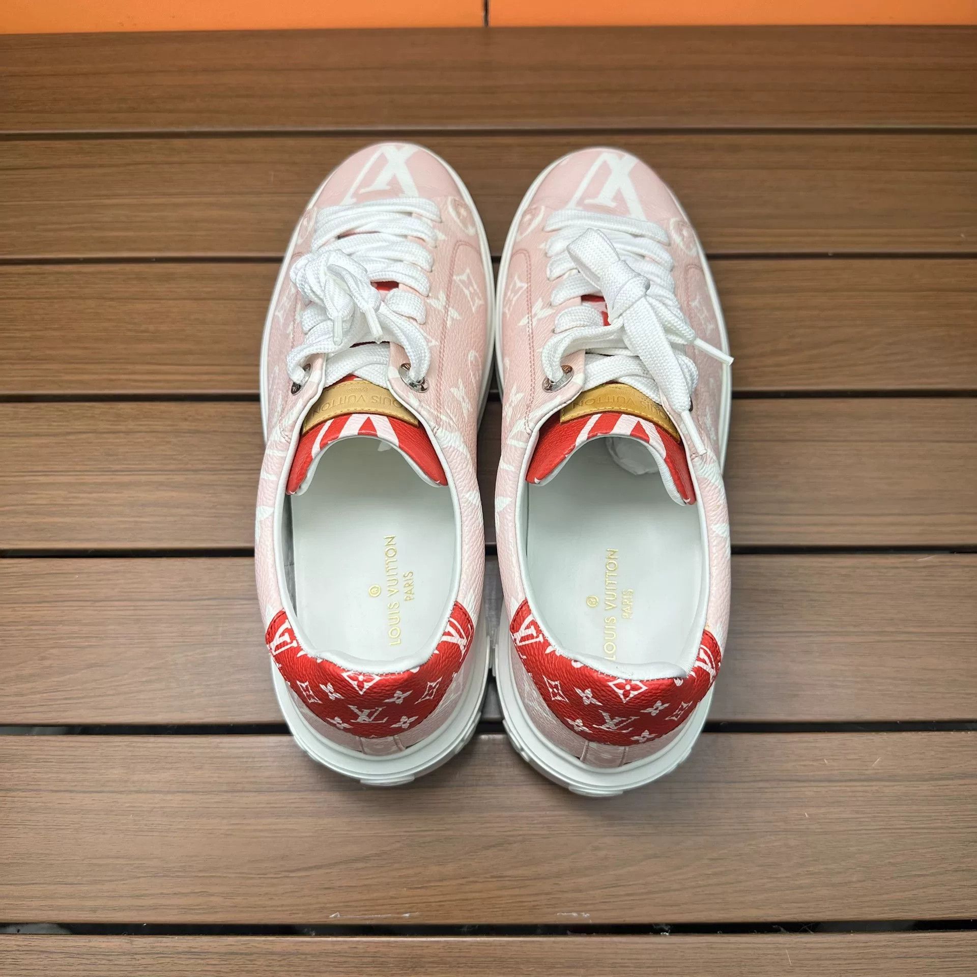 Louis Vuitton Louis Vuitton Casual Lowtop Sneakers it_38-5 Women Size US 8.5 / IT 38.5 - 5 Thumbnail