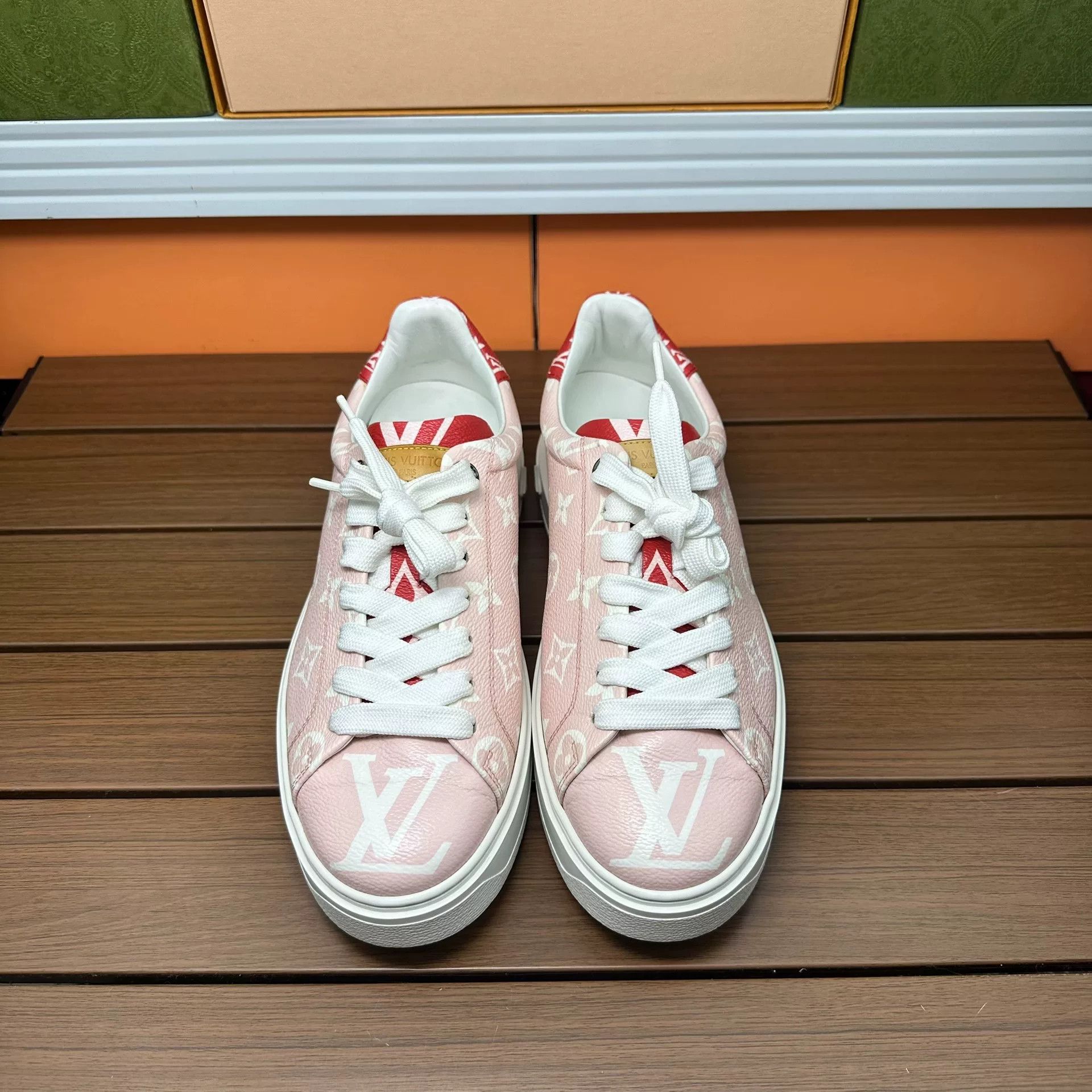 Louis Vuitton Louis Vuitton Casual Lowtop Sneakers it_38-5 Women Size US 8.5 / IT 38.5 - 4 Thumbnail