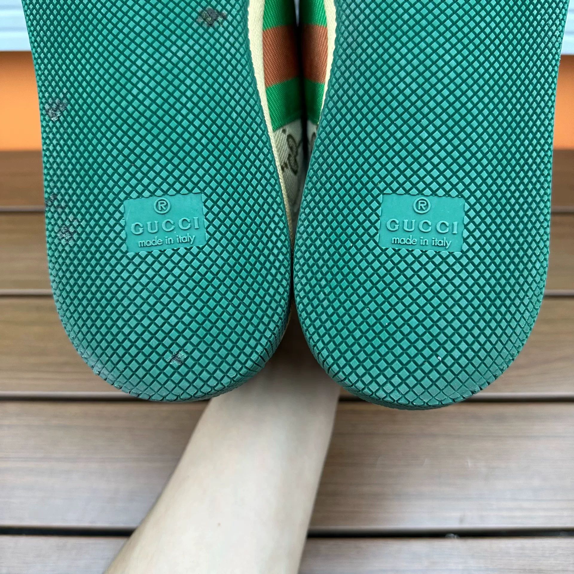 Gucci Gucci Green Lowtop Sneakers 8 Men Size US 8 / EU 41 - 8 Thumbnail
