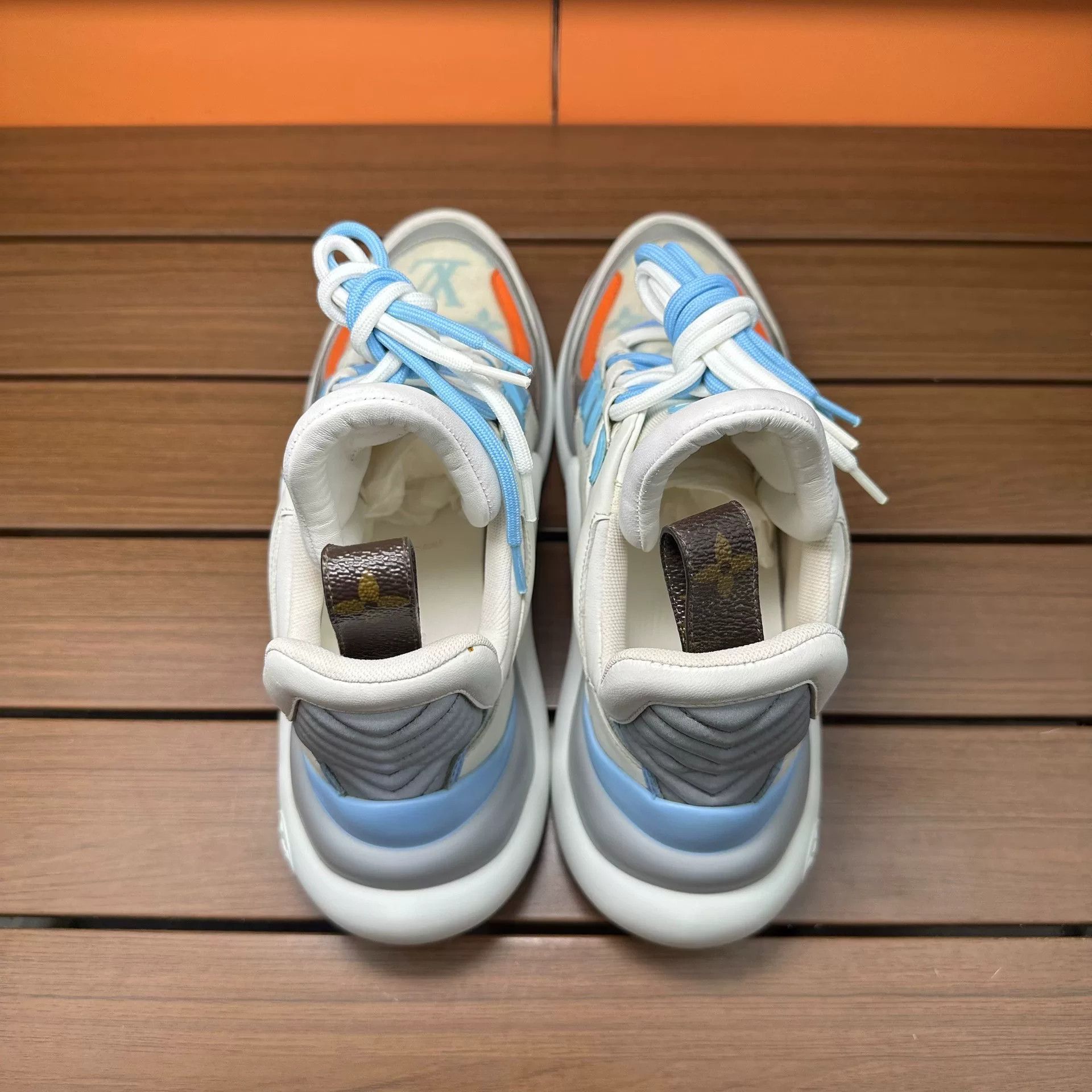 Louis Vuitton Louis Vuitton Blue Lowtop Sneakers it_36 Women Size US 6 / IT 36 - 6 Thumbnail