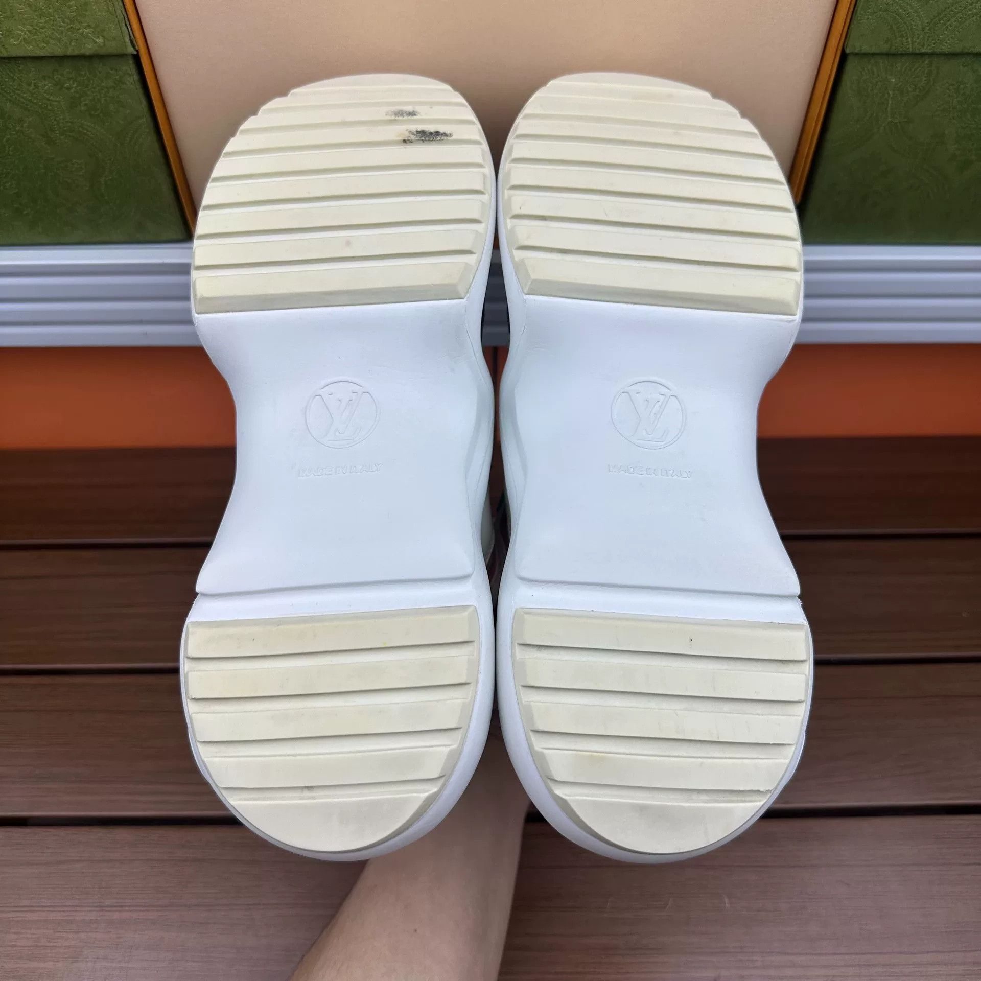 Louis Vuitton Louis Vuitton Blue Lowtop Sneakers it_36 Women Size US 6 / IT 36 - 8 Thumbnail