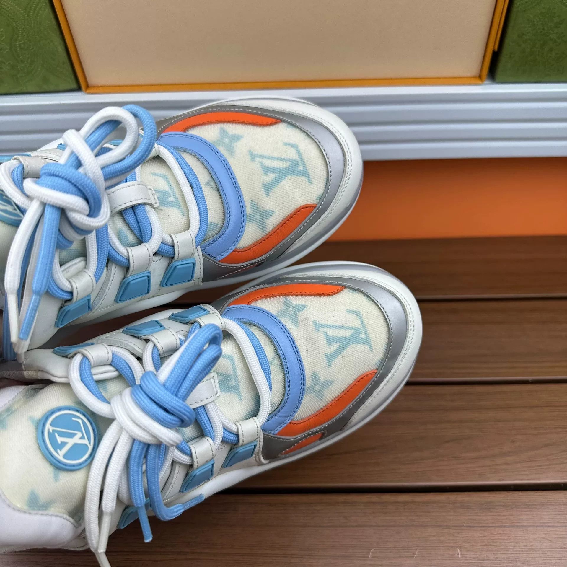 Louis Vuitton Louis Vuitton Blue Lowtop Sneakers it_36 Women Size US 6 / IT 36 - 5 Thumbnail