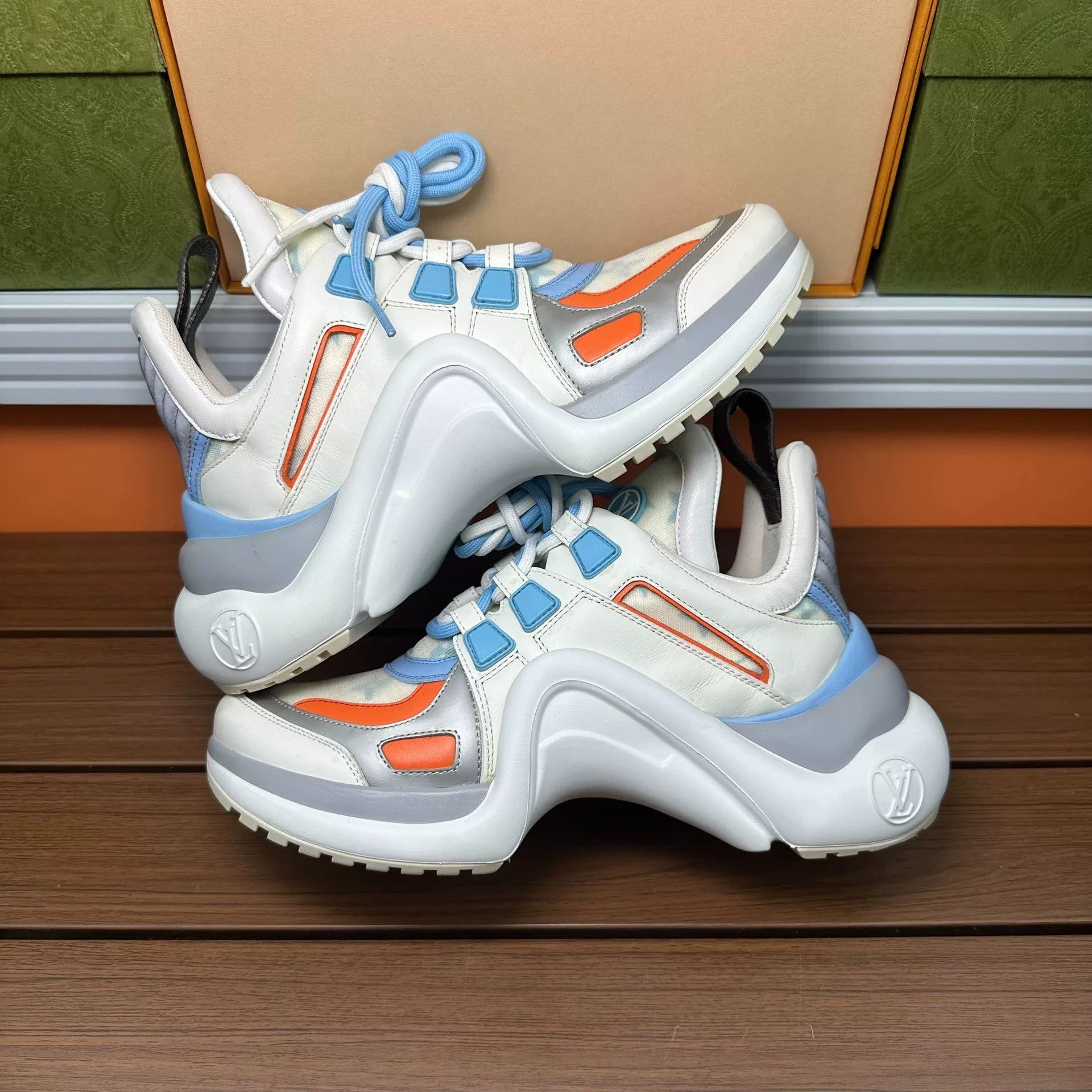 Louis Vuitton Louis Vuitton Blue Lowtop Sneakers it_36 Women Size US 6 / IT 36 - 2 Thumbnail