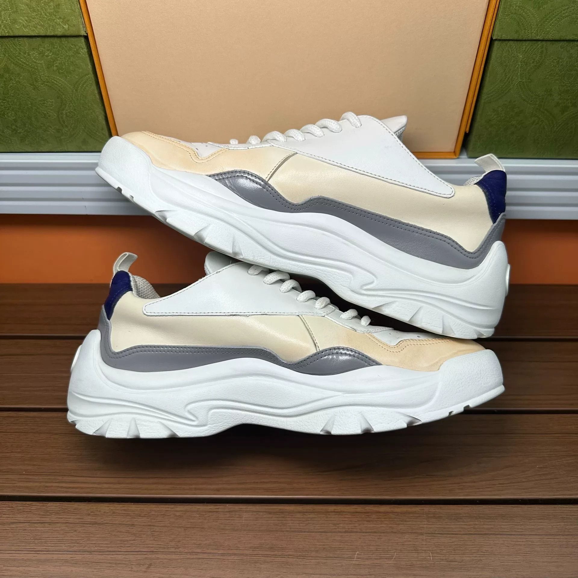 Valentino Valentino Casual Lowtop Sneakers 7 Men Size US 7 / EU 40 - 3 Thumbnail