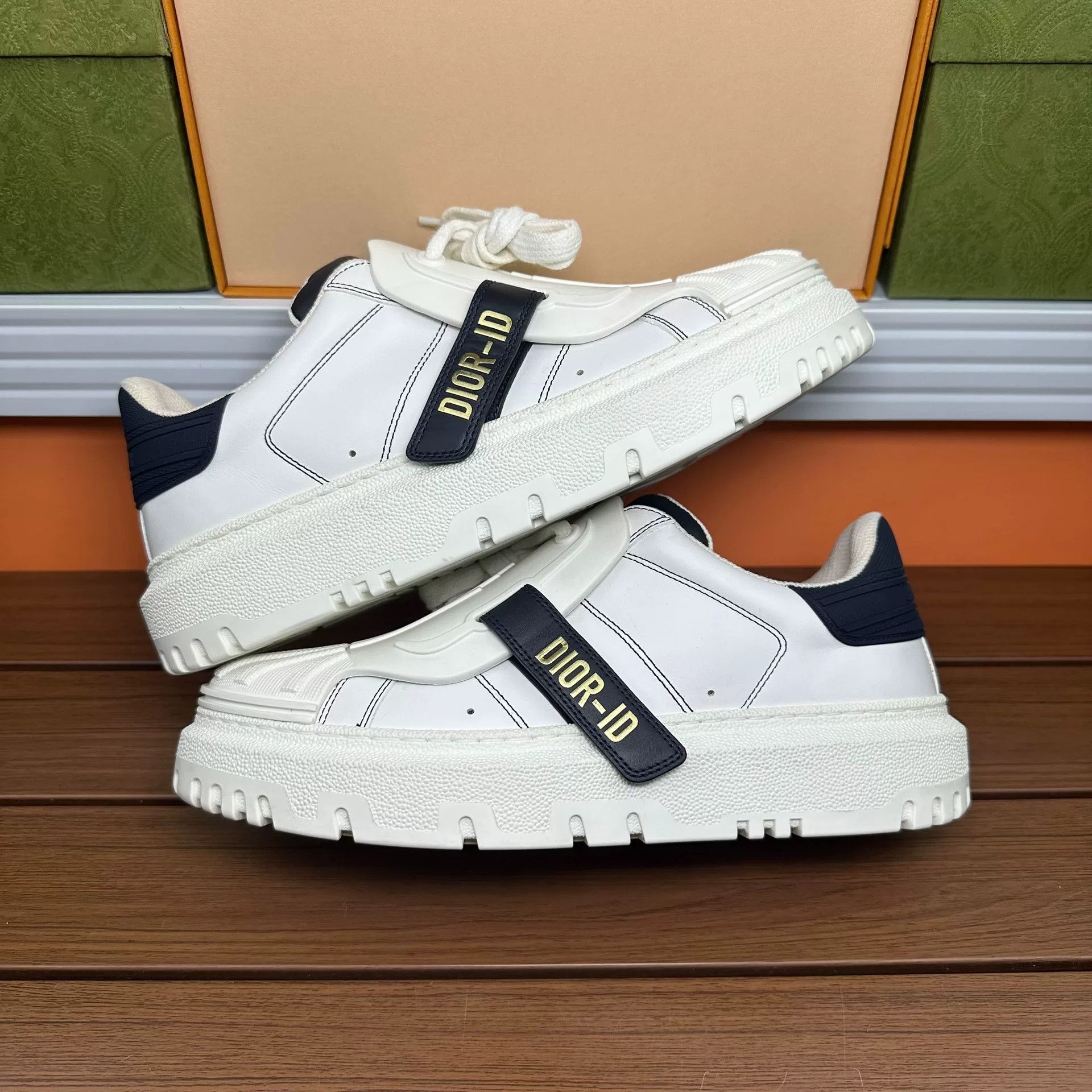 Dior Dior Lowtop Sneakers it_37 Women Size US 7 / IT 37 - 2 Thumbnail
