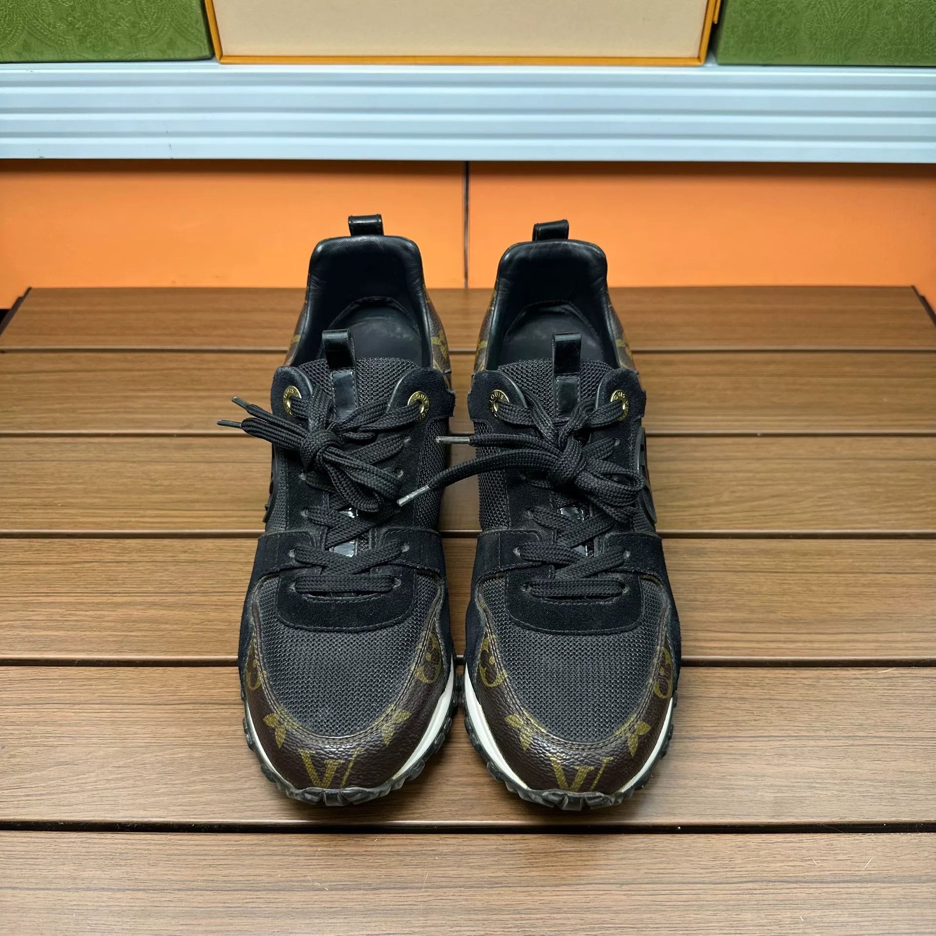 Louis Vuitton Louis Vuitton Casual Lowtop Sneakers it_35 Women Size US 5 / IT 35 - 4 Thumbnail