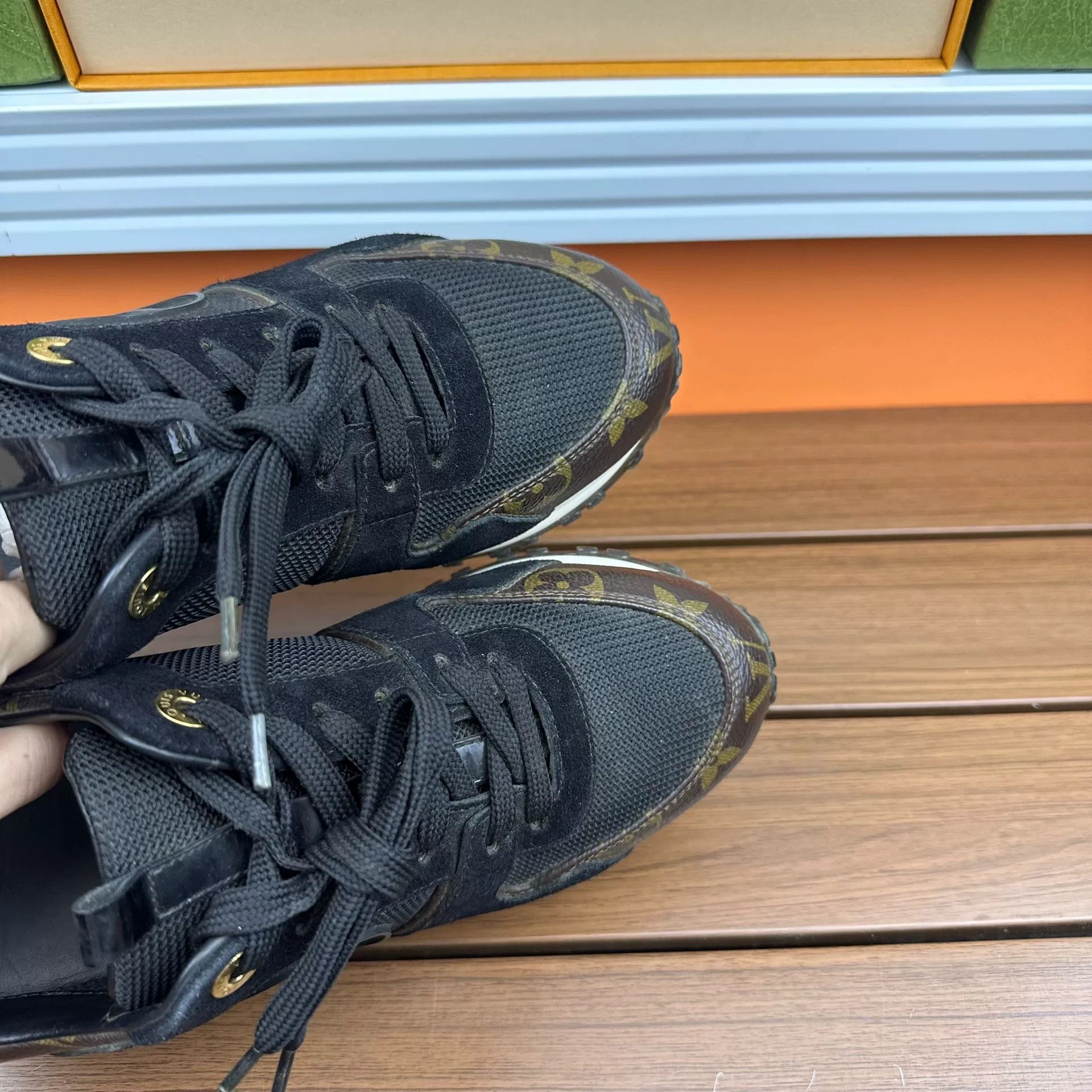 Louis Vuitton Louis Vuitton Casual Lowtop Sneakers it_35 Women Size US 5 / IT 35 - 5 Thumbnail