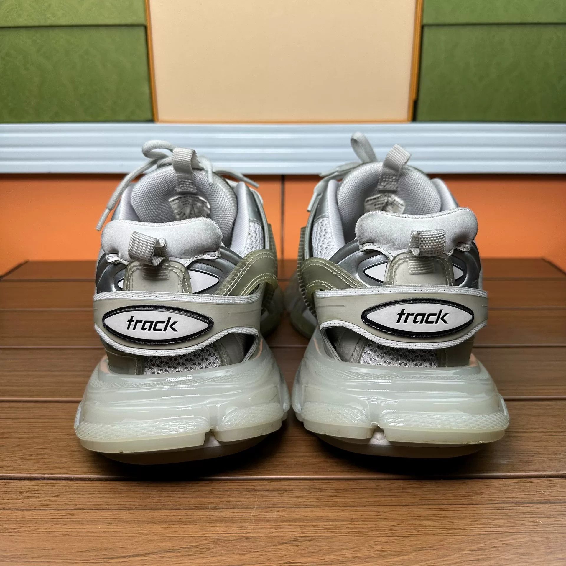 Balenciaga Balenciaga White Lowtop Sneakers 10 Men Size US 10 / EU 43 - 7 Thumbnail