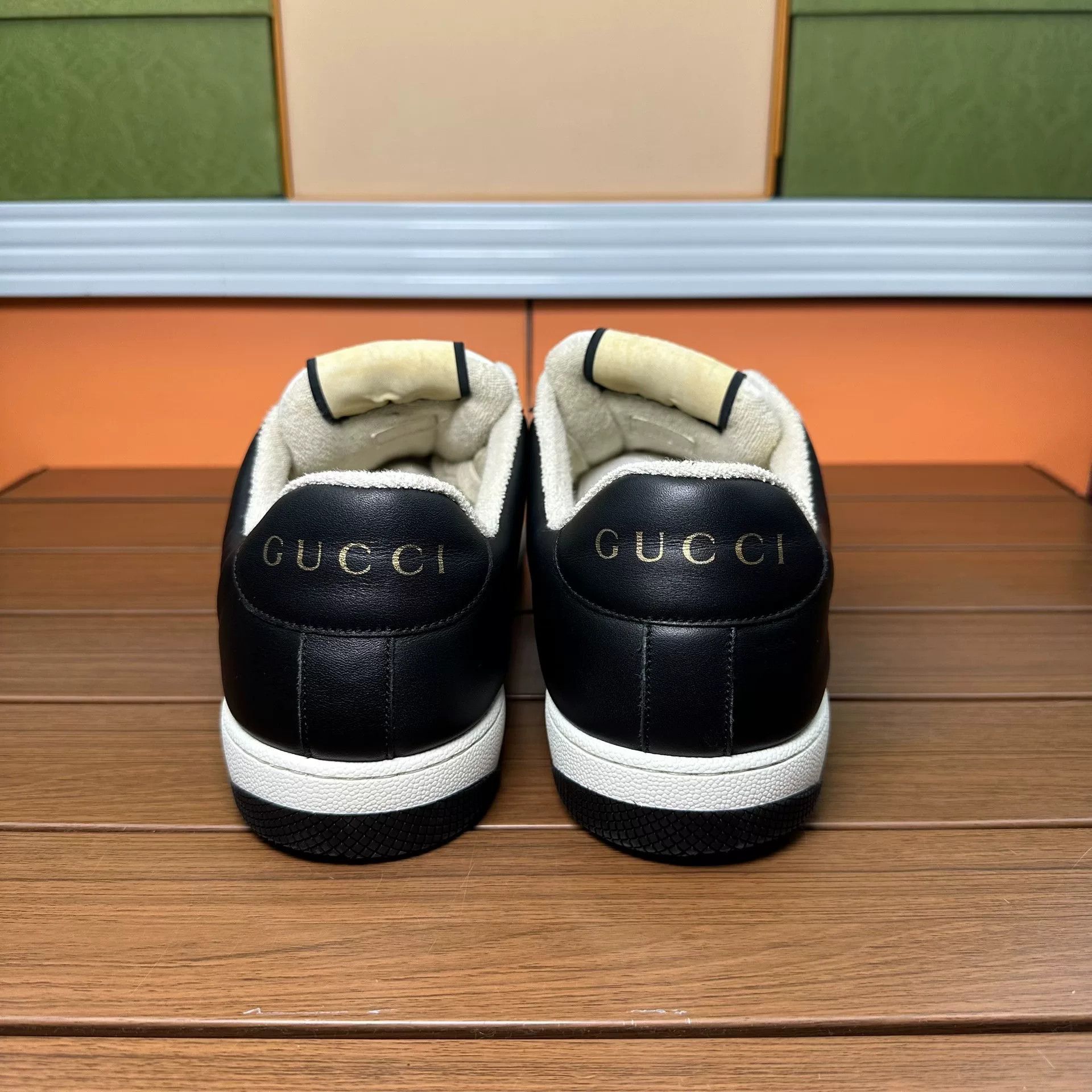Gucci Gucci Black Lowtop Sneakers 10 Men Size US 10 / EU 43 - 5 Thumbnail