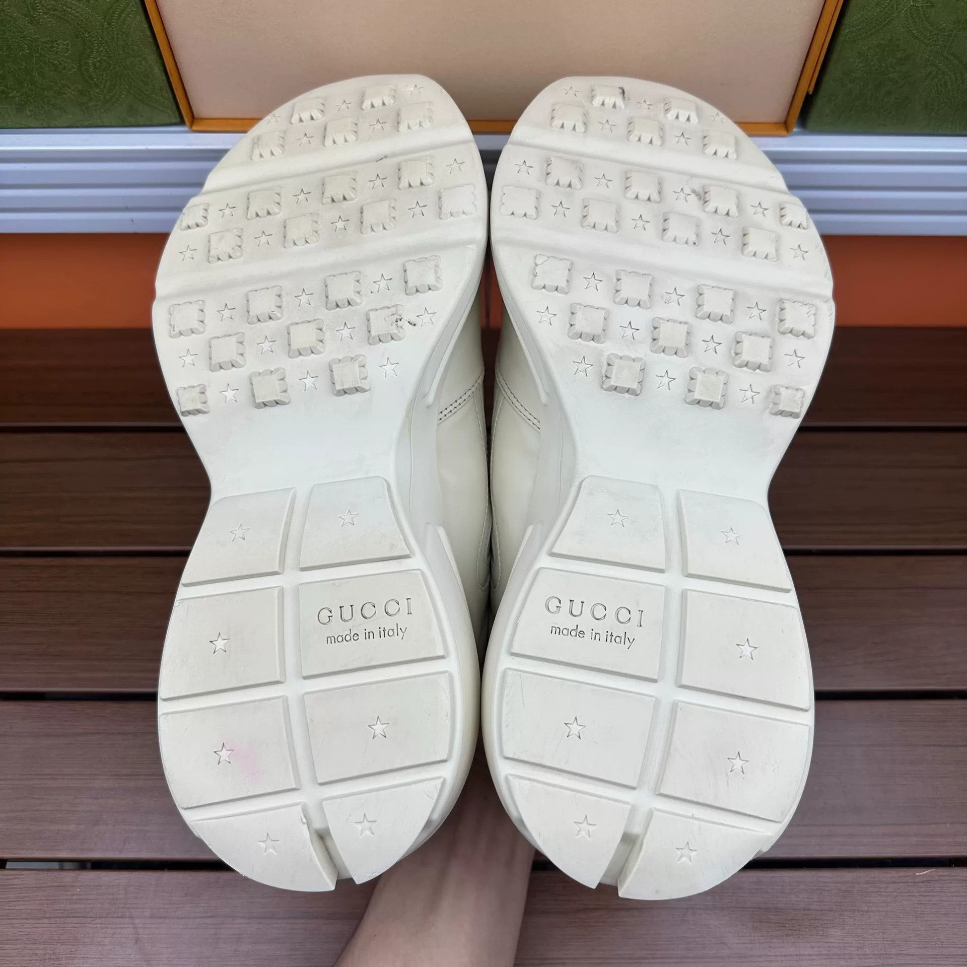 Gucci Gucci Printed Lowtop Sneakers 8 Men Size US 8 / EU 41 - 8 Thumbnail