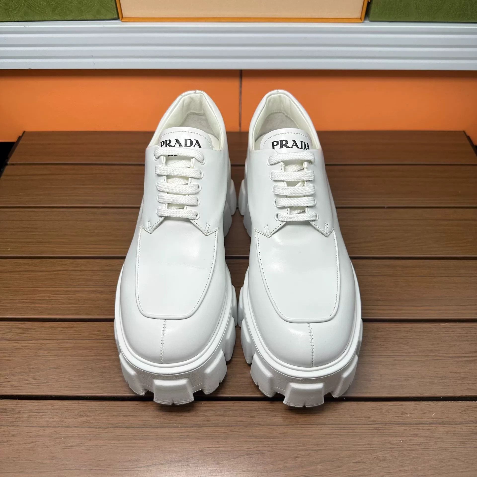 Prada Prada White Lowtop Sneakers it_38 Women Size US 8 / IT 38 - 4 Thumbnail