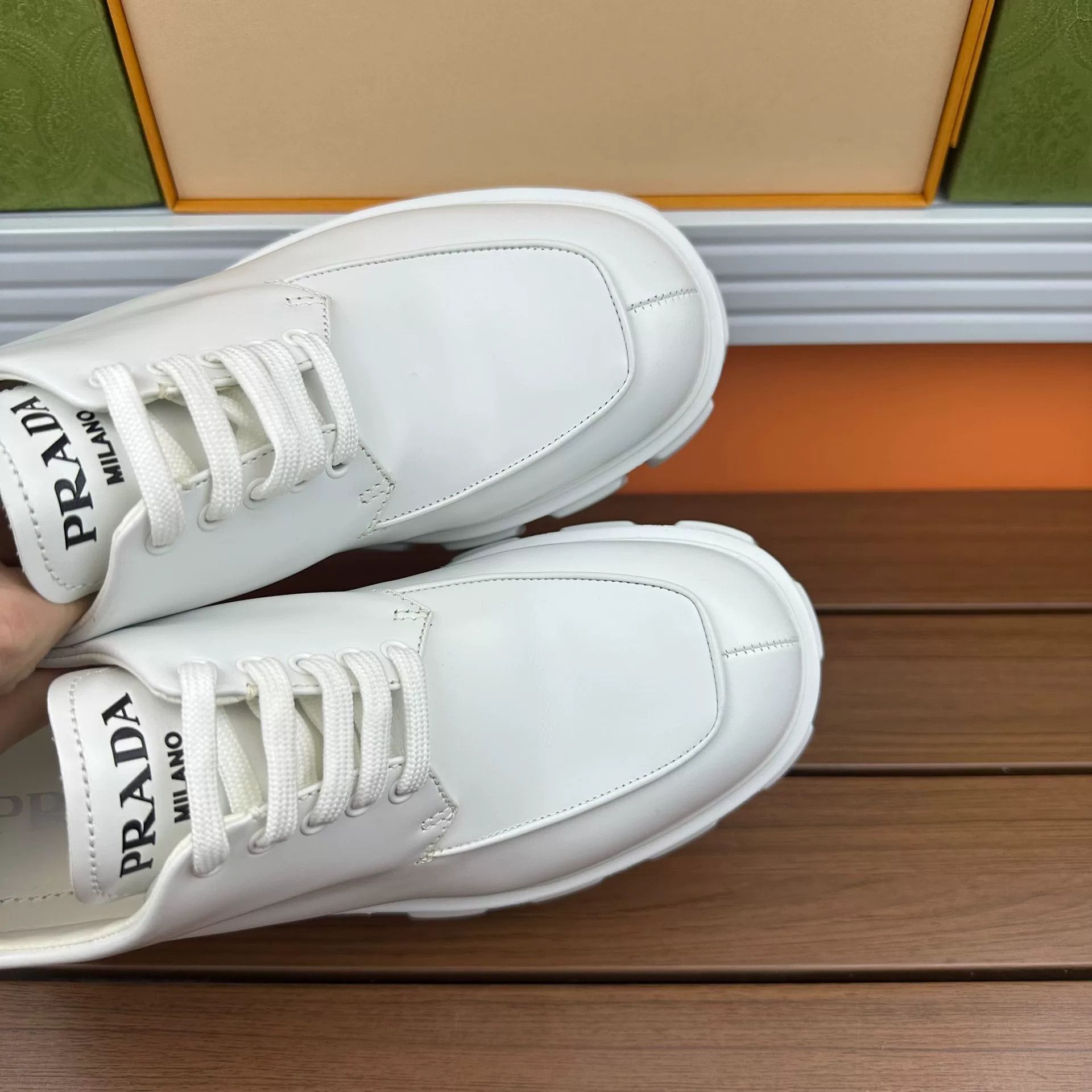 Prada Prada White Lowtop Sneakers it_38 Women Size US 8 / IT 38 - 7 Thumbnail