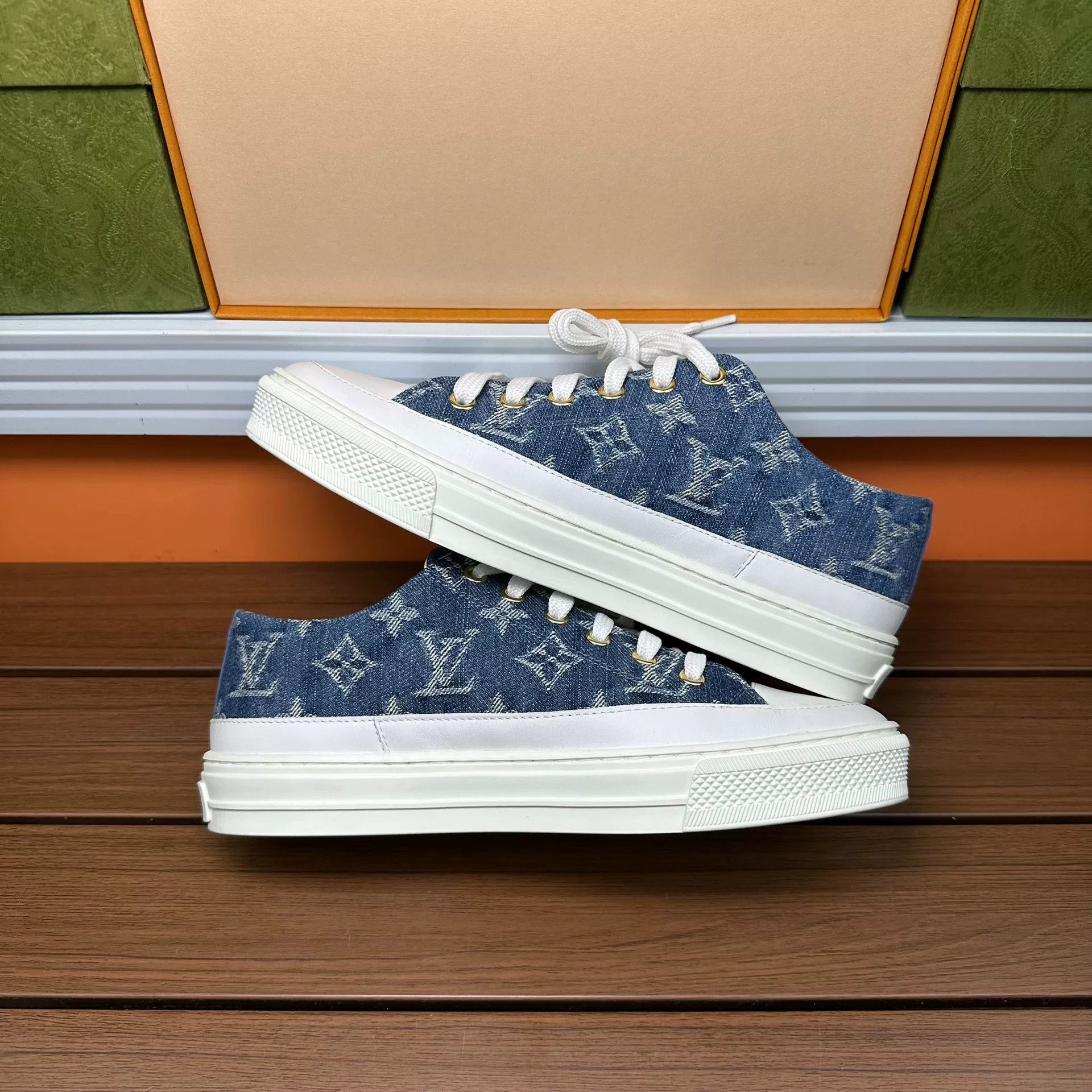 Louis Vuitton Louis Vuitton Denim Blue Lowtop Sneakers it_36 Women Size US 6 / IT 36 - 3 Thumbnail