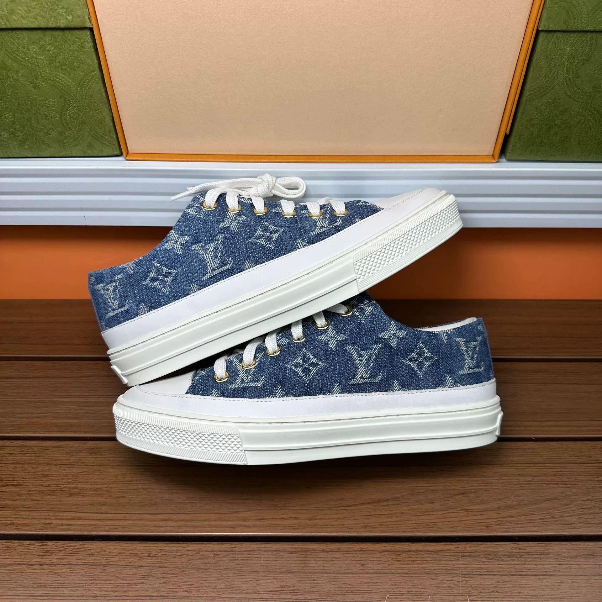 Louis Vuitton Louis Vuitton Denim Blue Lowtop Sneakers it_36 Women Size US 6 / IT 36 - 2 Thumbnail