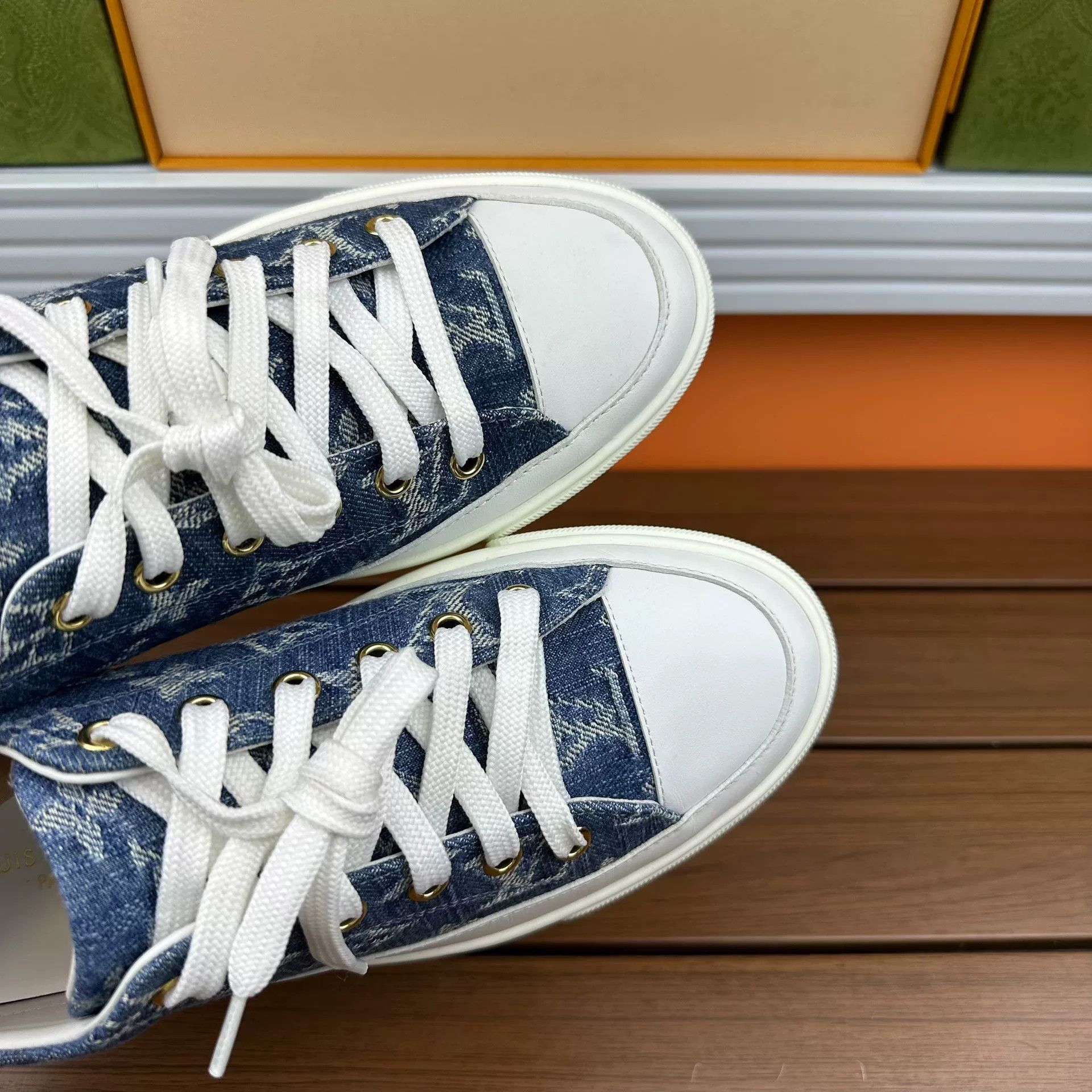 Louis Vuitton Louis Vuitton Denim Blue Lowtop Sneakers it_36 Women Size US 6 / IT 36 - 5 Thumbnail