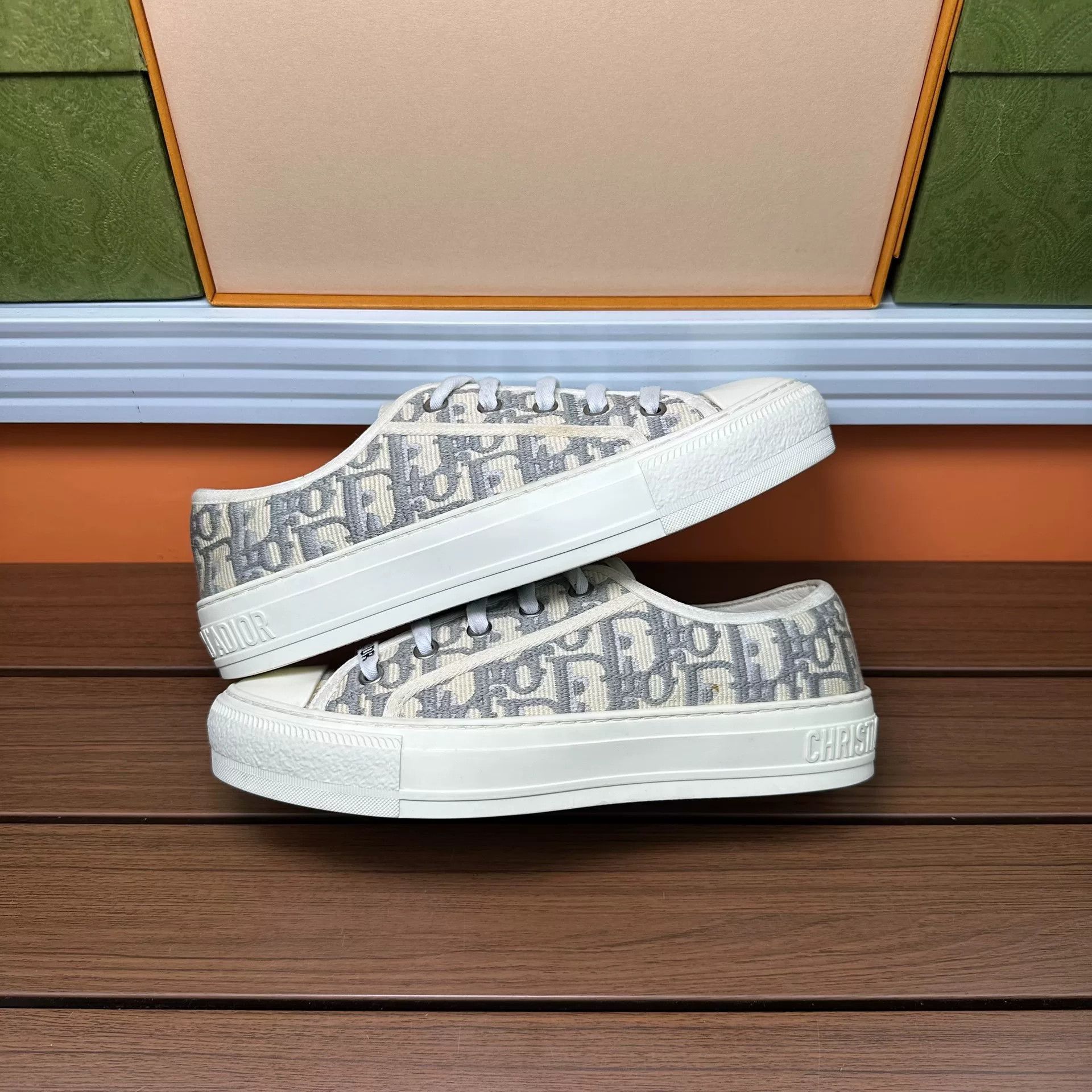 Dior Dior Gray Lowtop Sneakers it_36 Women Size US 6 / IT 36 - 2 Thumbnail