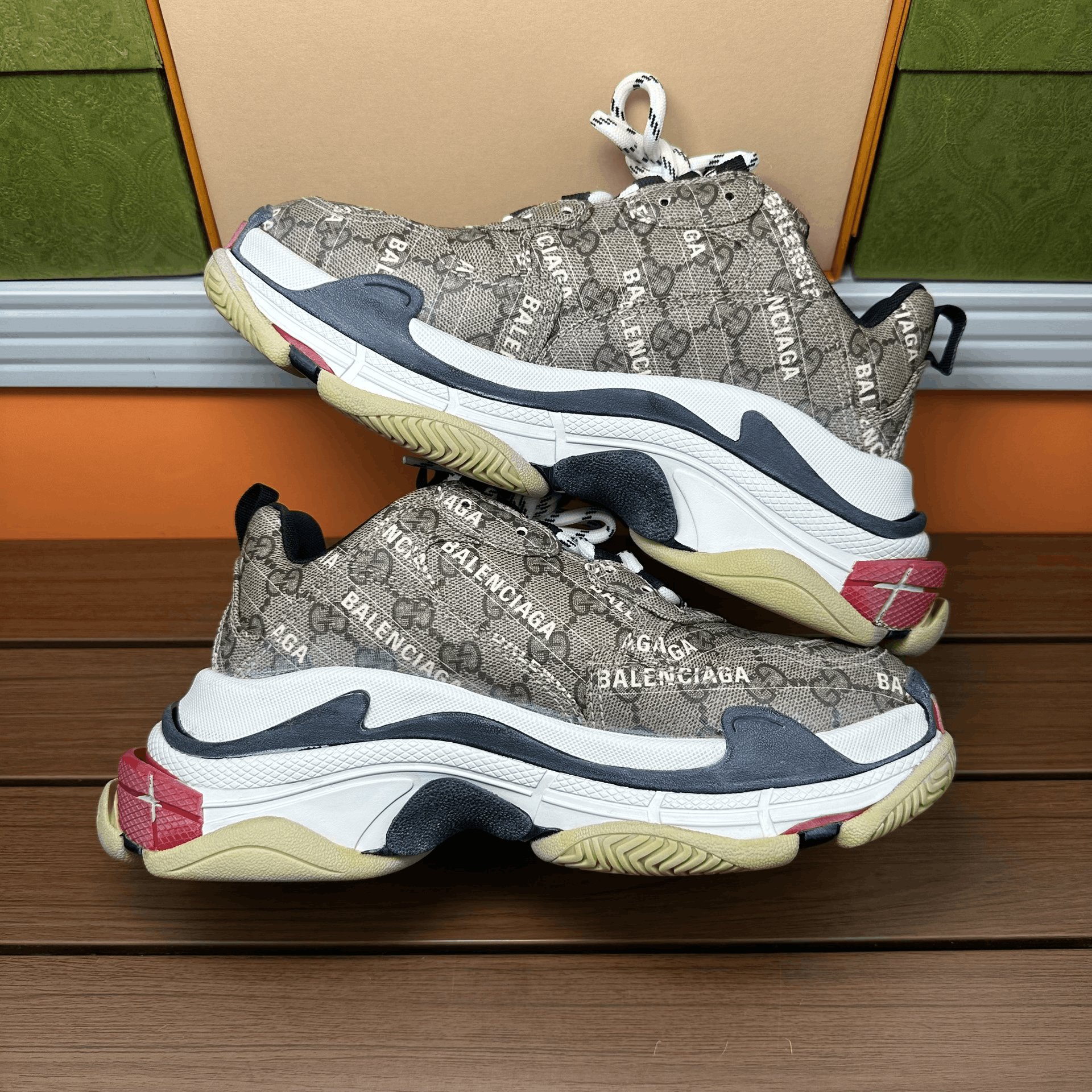 Balenciaga Balenciaga Collab Lowtop Sneakers it_38 Women Size US 8 / IT 38 - 3 Thumbnail