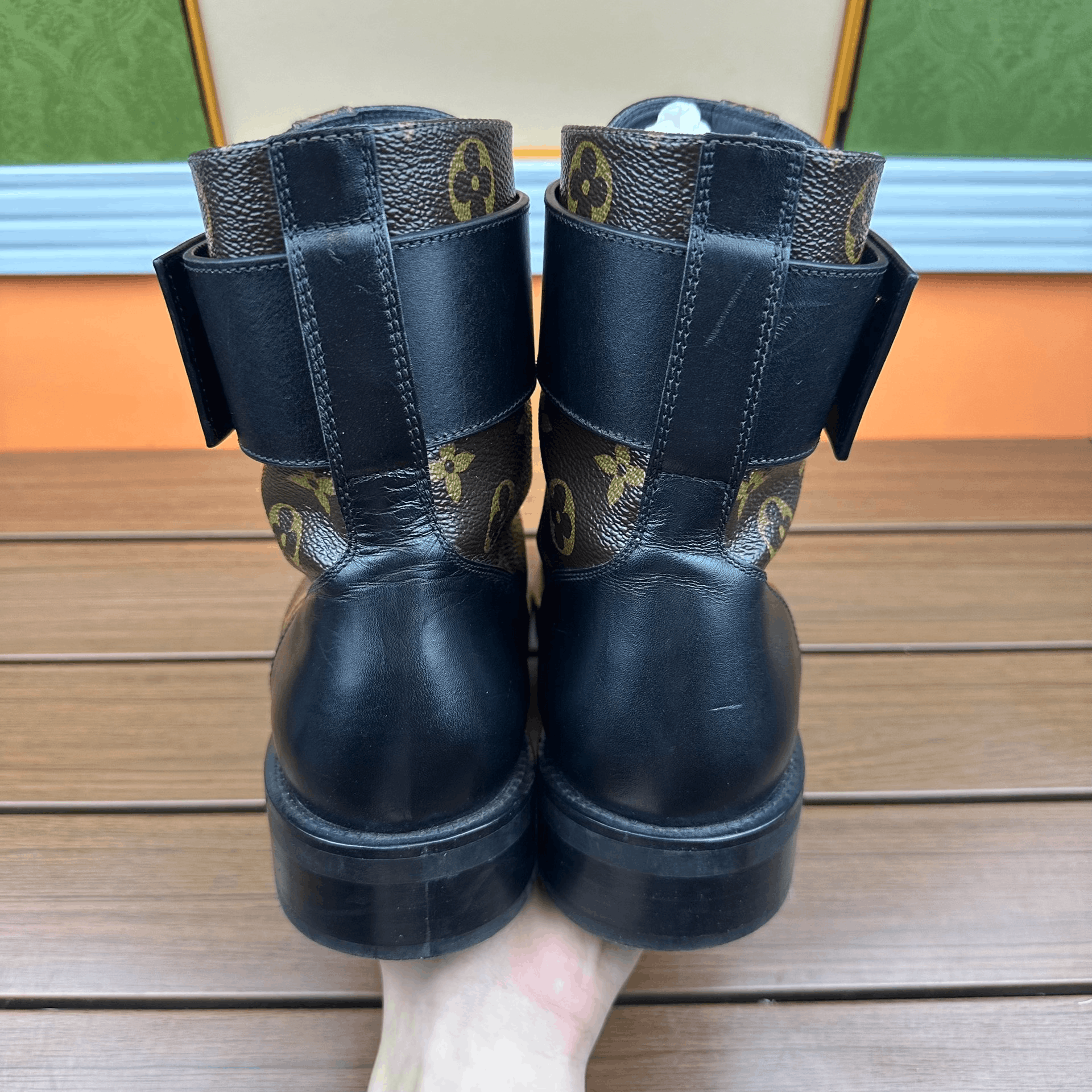 Louis Vuitton Louis Vuitton Gold Boots it_37-5 Women Size US 7.5 / IT 37.5 - 3 Thumbnail
