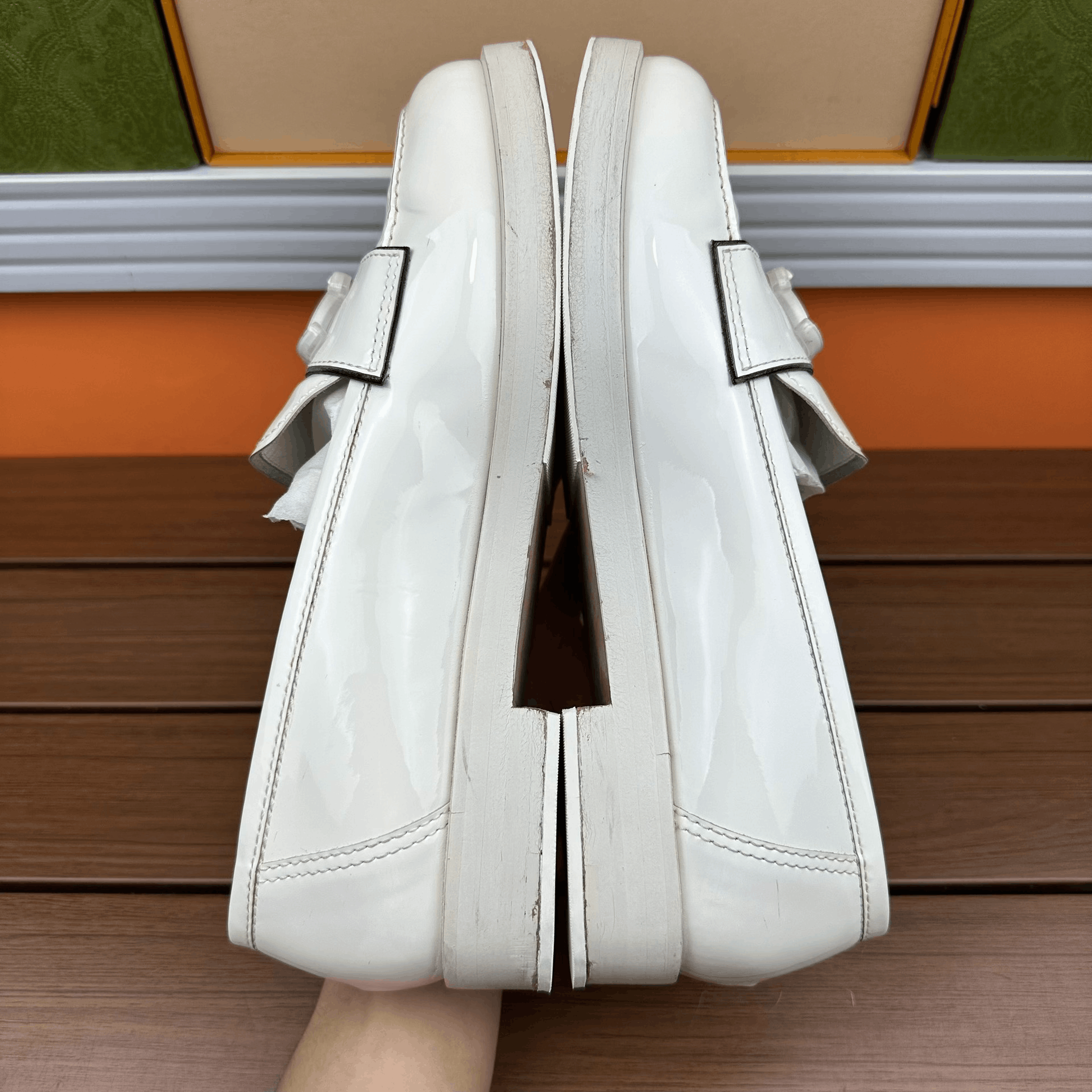 Chanel Chanel Patent White Lowtop Sneakers it_39 Women Size US 9 / IT 39 - 6 Thumbnail