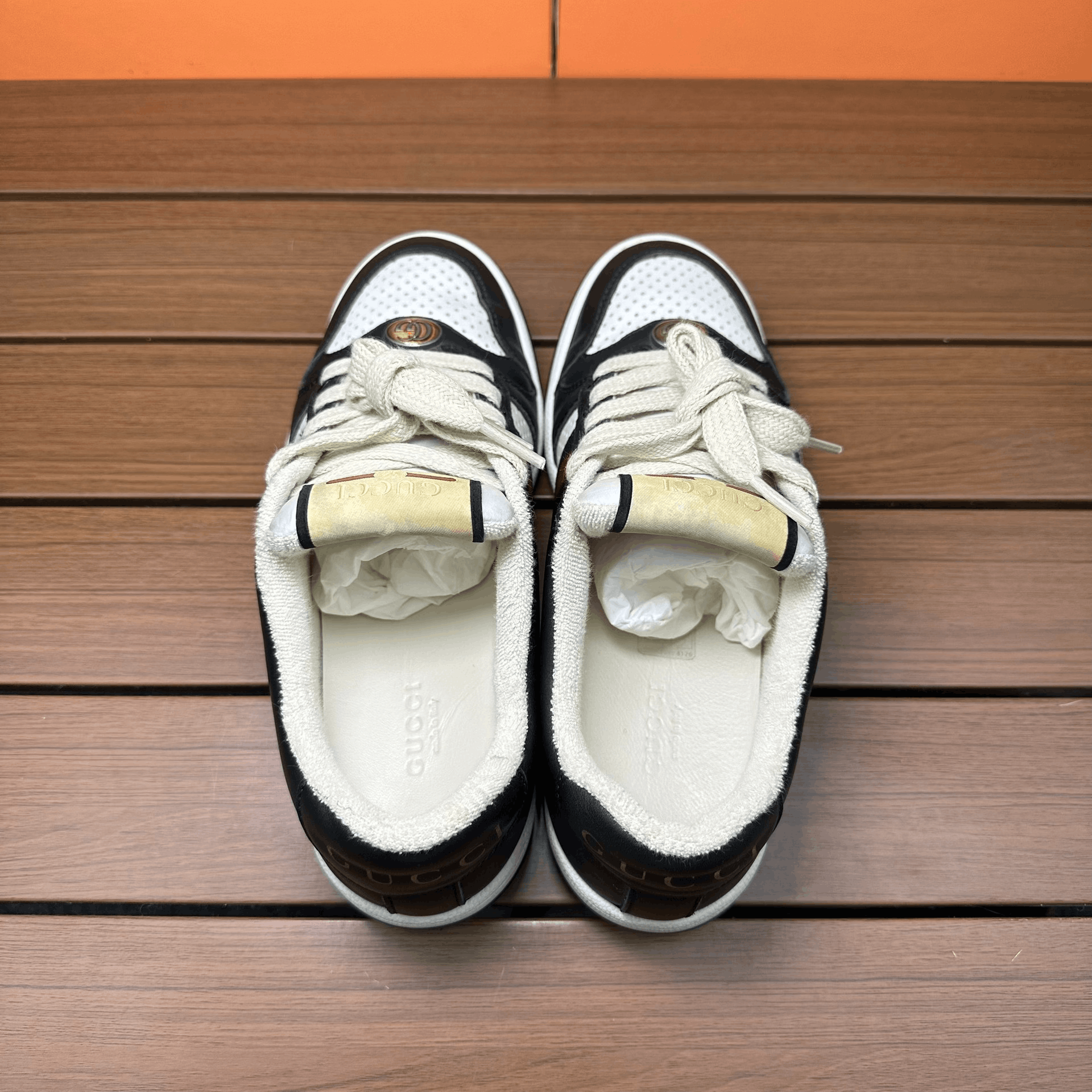 Gucci Gucci Black Lowtop Sneakers it_35-5 Women Size US 5.5 / IT 35.5 - 6 Thumbnail
