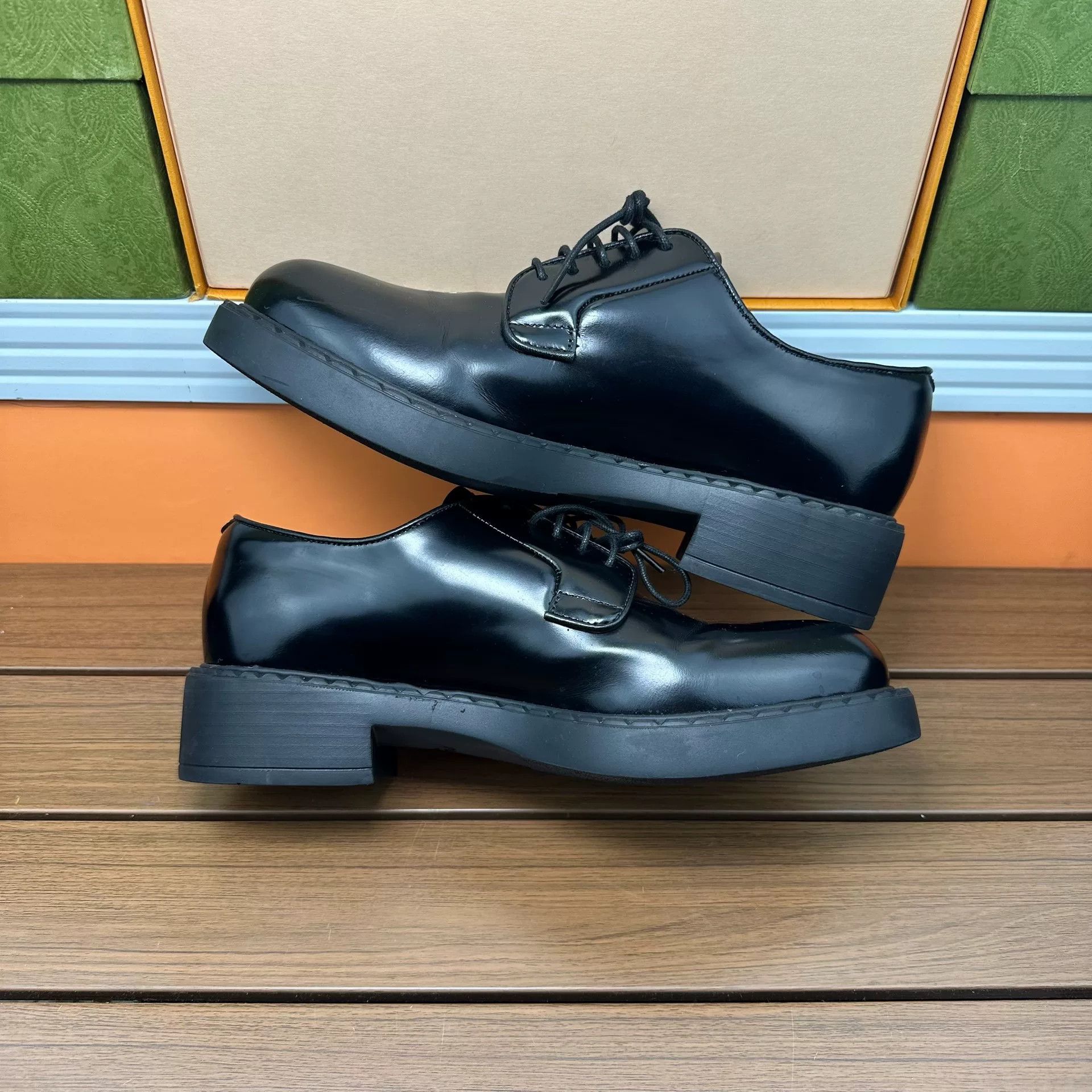 Prada Prada Lowtop Sneakers it_39 Women Size US 9 / IT 39 - 3 Thumbnail