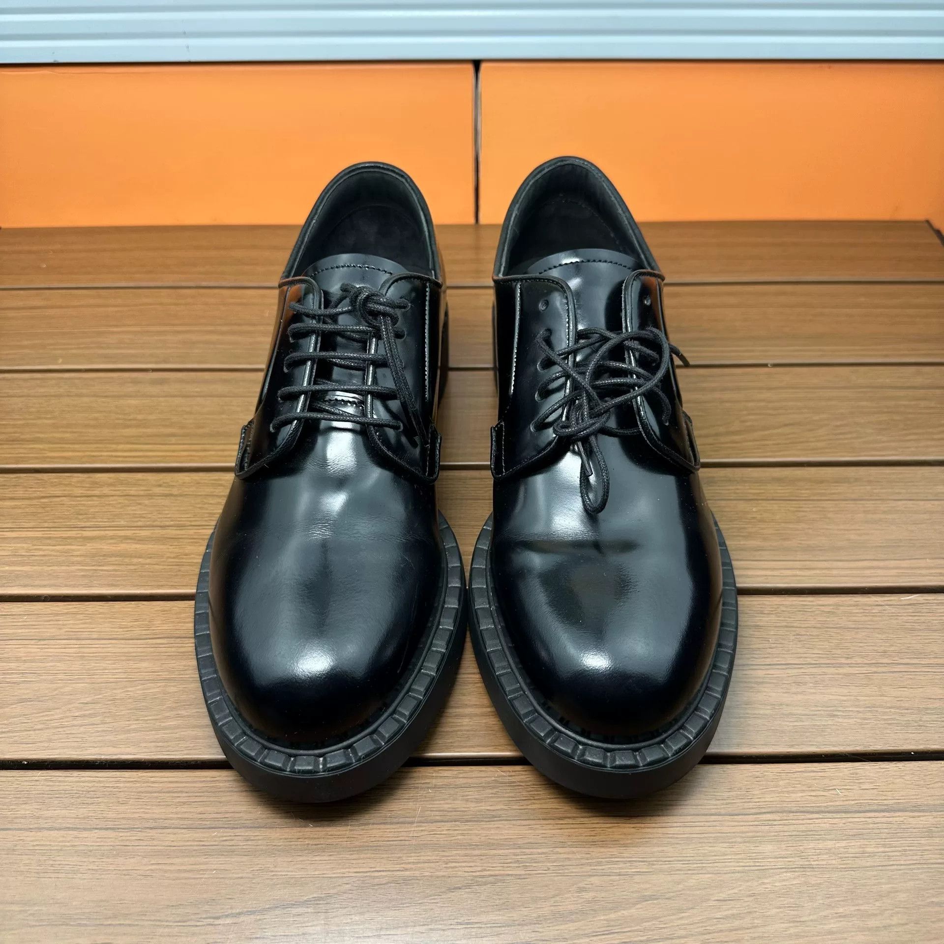 Prada Prada Lowtop Sneakers it_39 Women Size US 9 / IT 39 - 4 Thumbnail