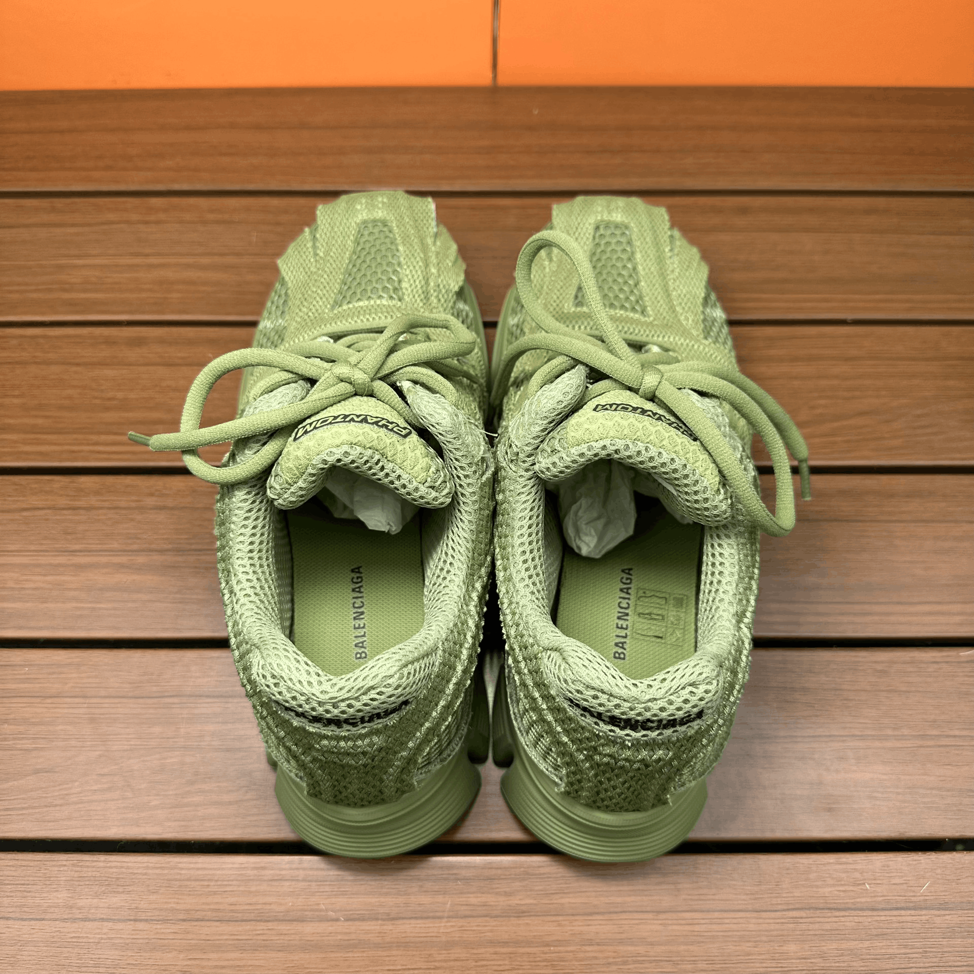 Balenciaga Balenciaga Green Lowtop Sneakers it_36 Women Size US 6 / IT 36 - 6 Thumbnail