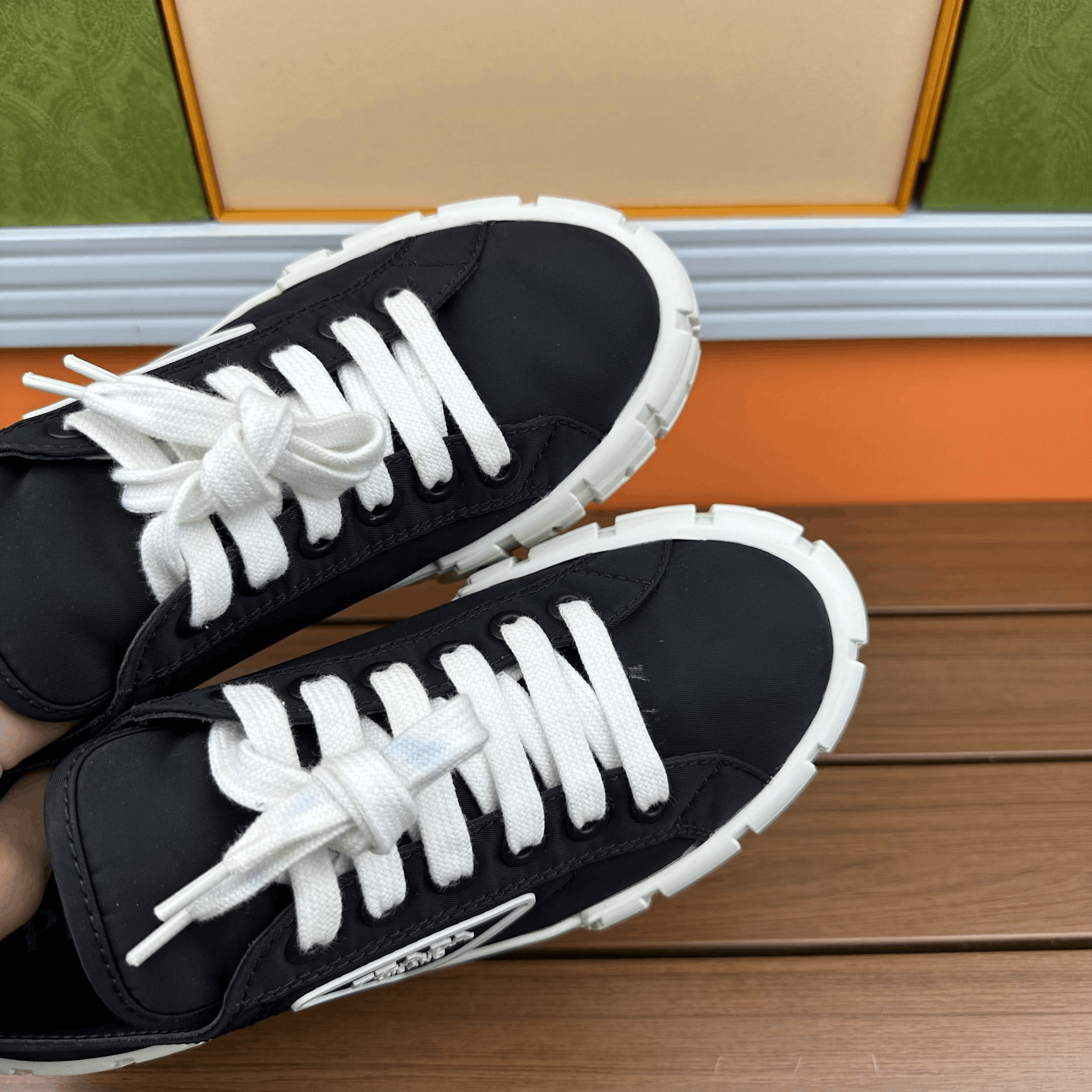 Prada Prada Casual Lowtop Sneakers it_38-5 Women Size US 8.5 / IT 38.5 - 6 Thumbnail