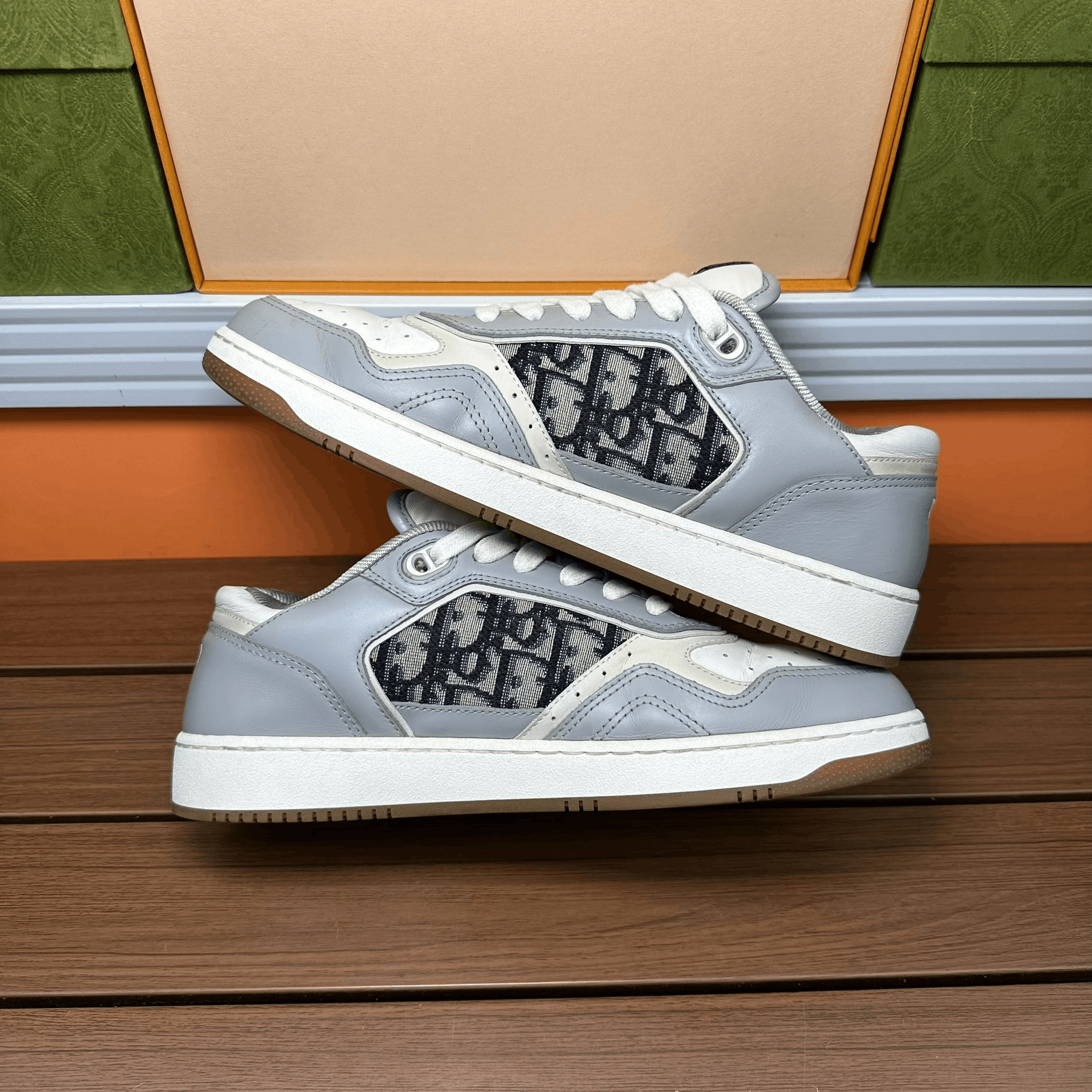 Dior Dior Printed White Lowtop Sneakers 6 Men Size US 6 / EU 39 - 3 Thumbnail