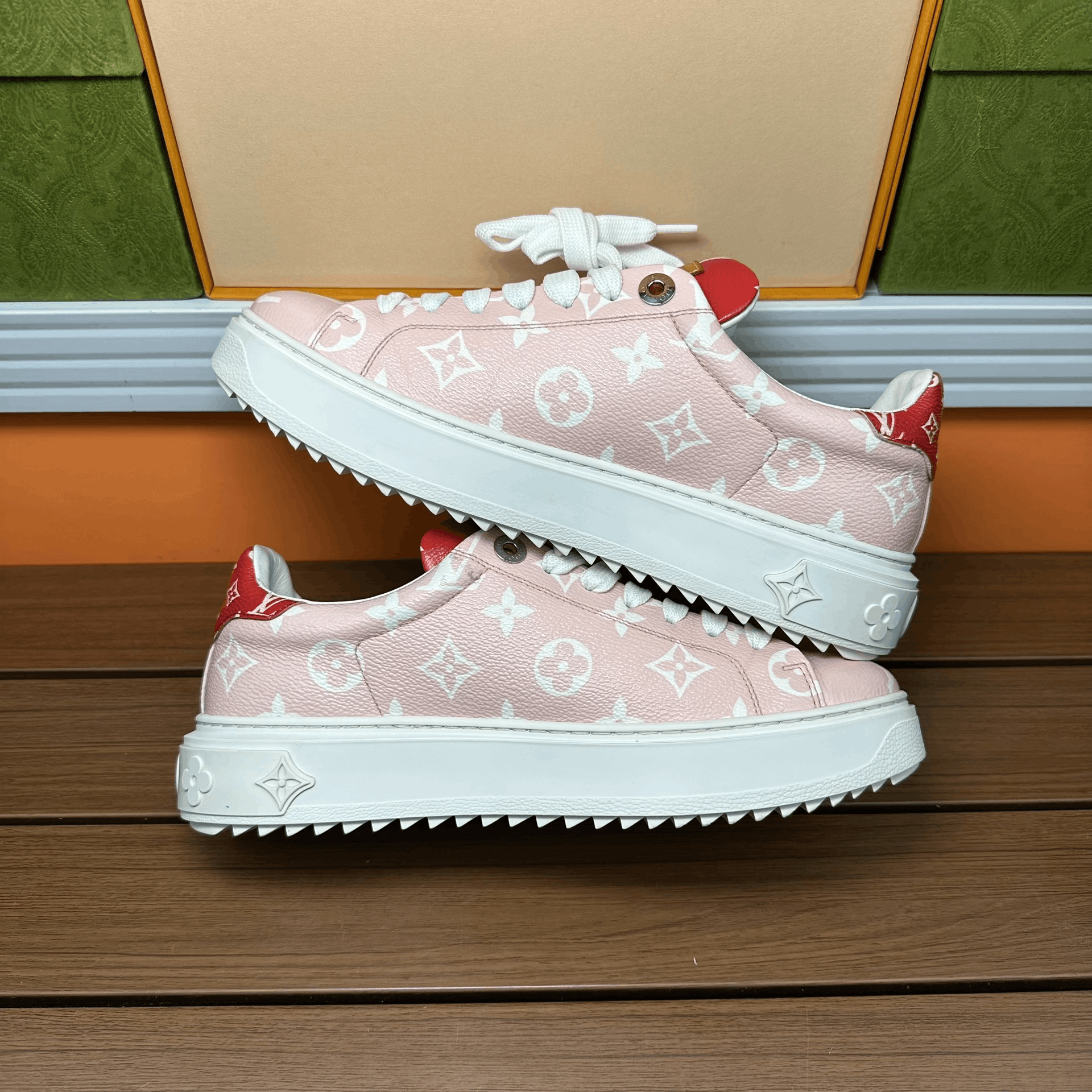 Louis Vuitton Louis Vuitton Casual Pink Lowtop Sneakers it_38 Women Size US 8 / IT 38 - 3 Thumbnail