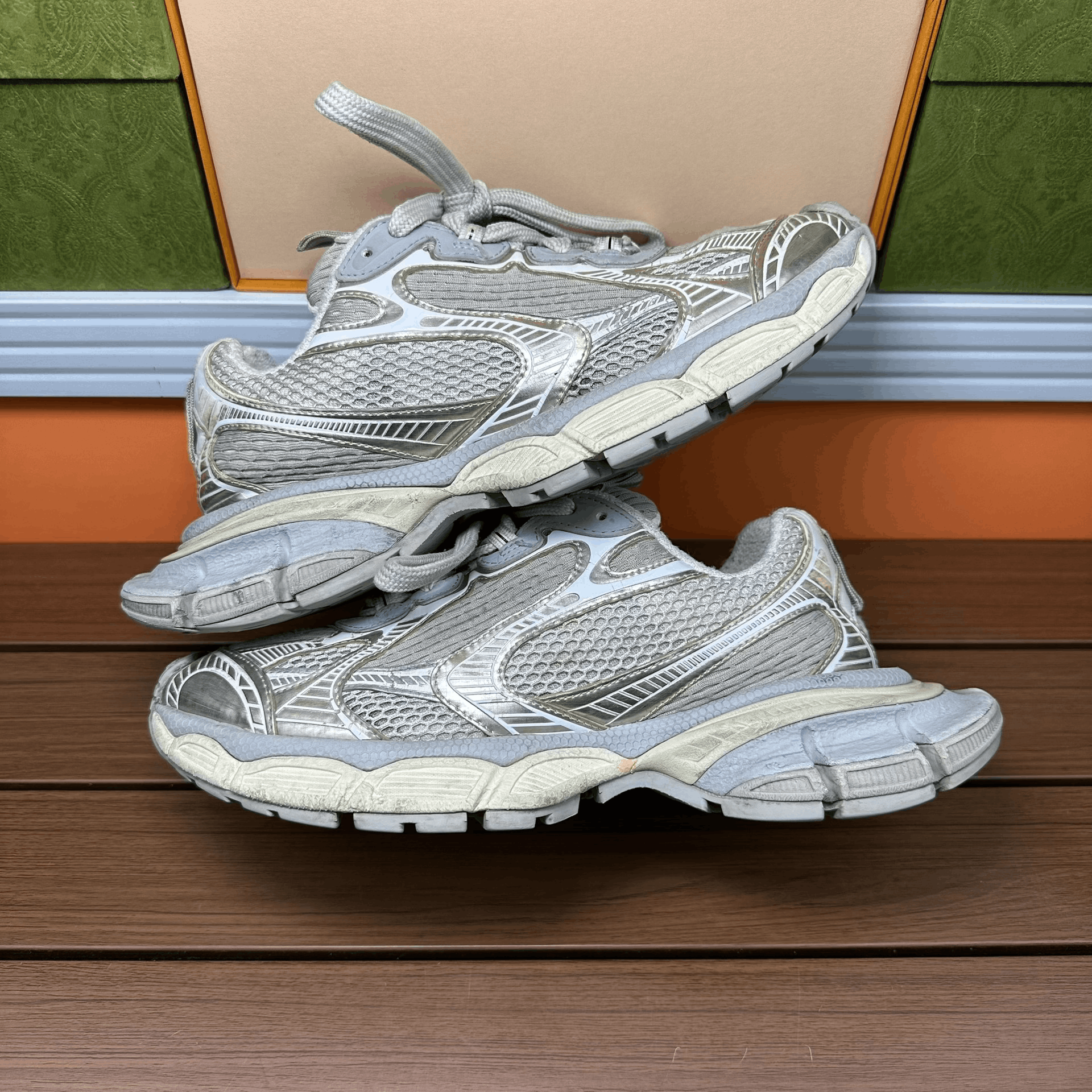 Balenciaga Balenciaga Lowtop Sneakers it_39 Women Size US 9 / IT 39 - 2 Thumbnail