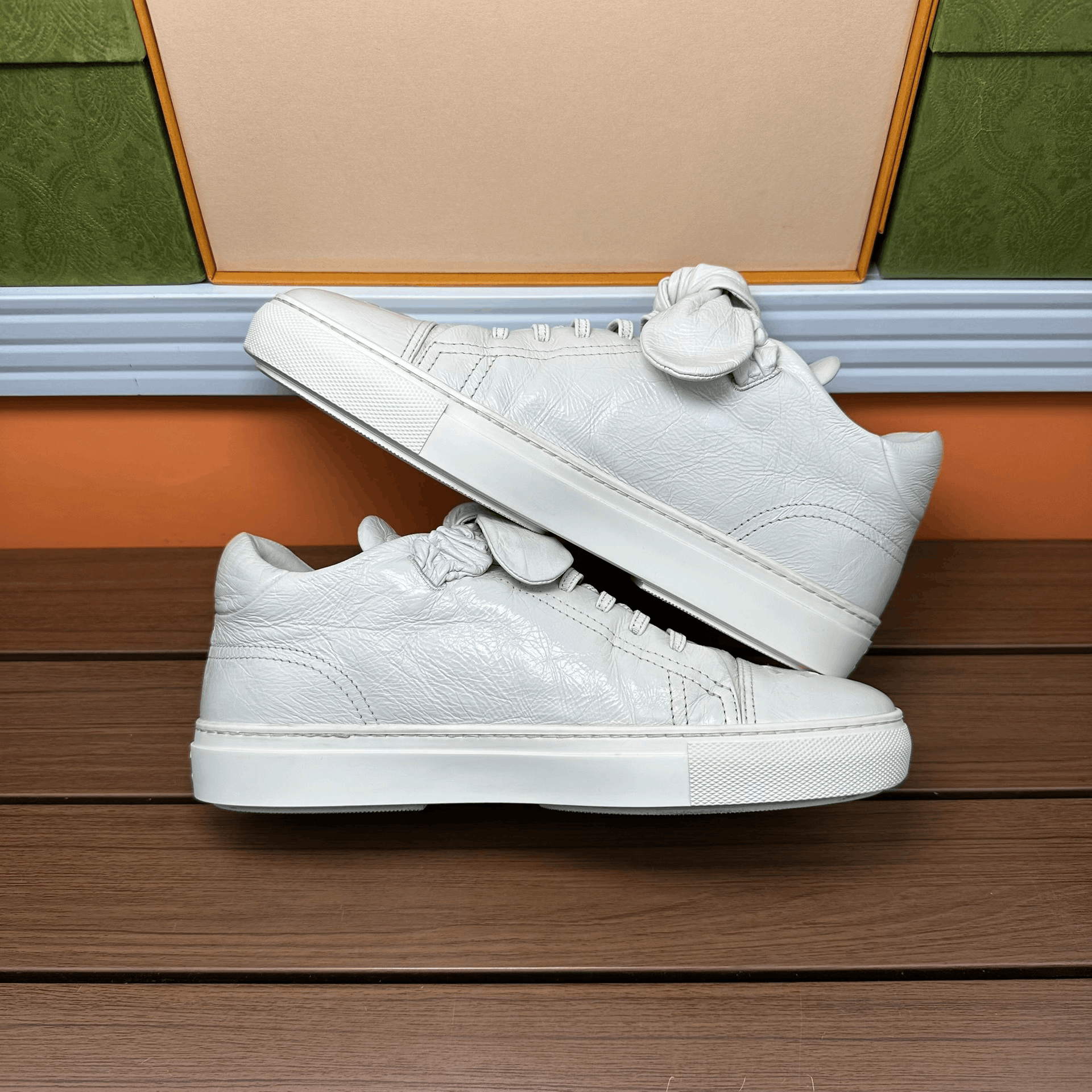 Chanel Chanel Casual White Lowtop Sneakers it_39 Women Size US 9 / IT 39 - 3 Thumbnail