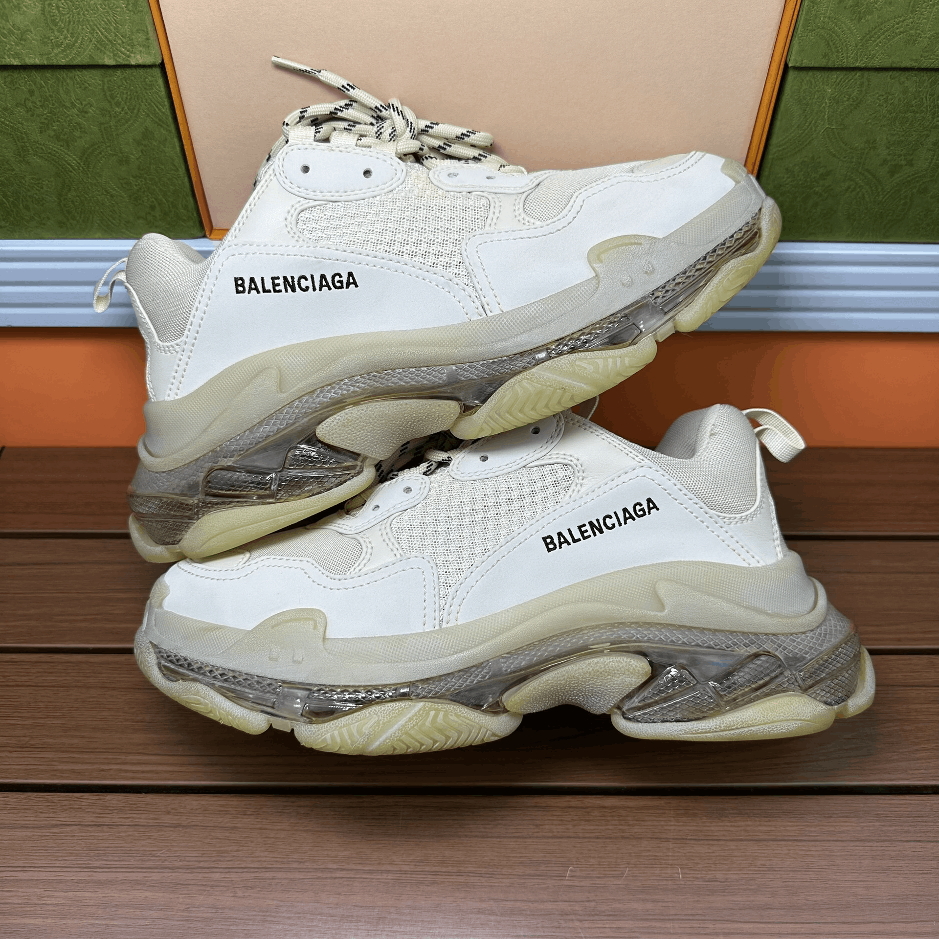 Balenciaga Balenciaga White Lowtop Sneakers it_41 Women Size US 11 / IT 41 - 2 Thumbnail