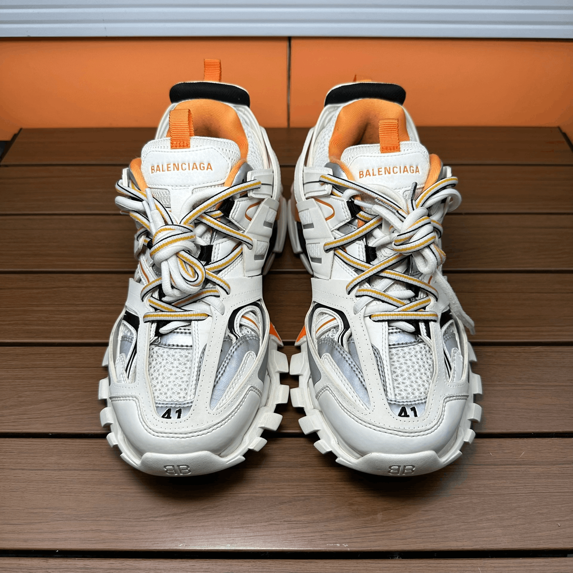 Balenciaga Balenciaga White Lowtop Sneakers 8 Men Size US 8 / EU 41 - 2 Thumbnail