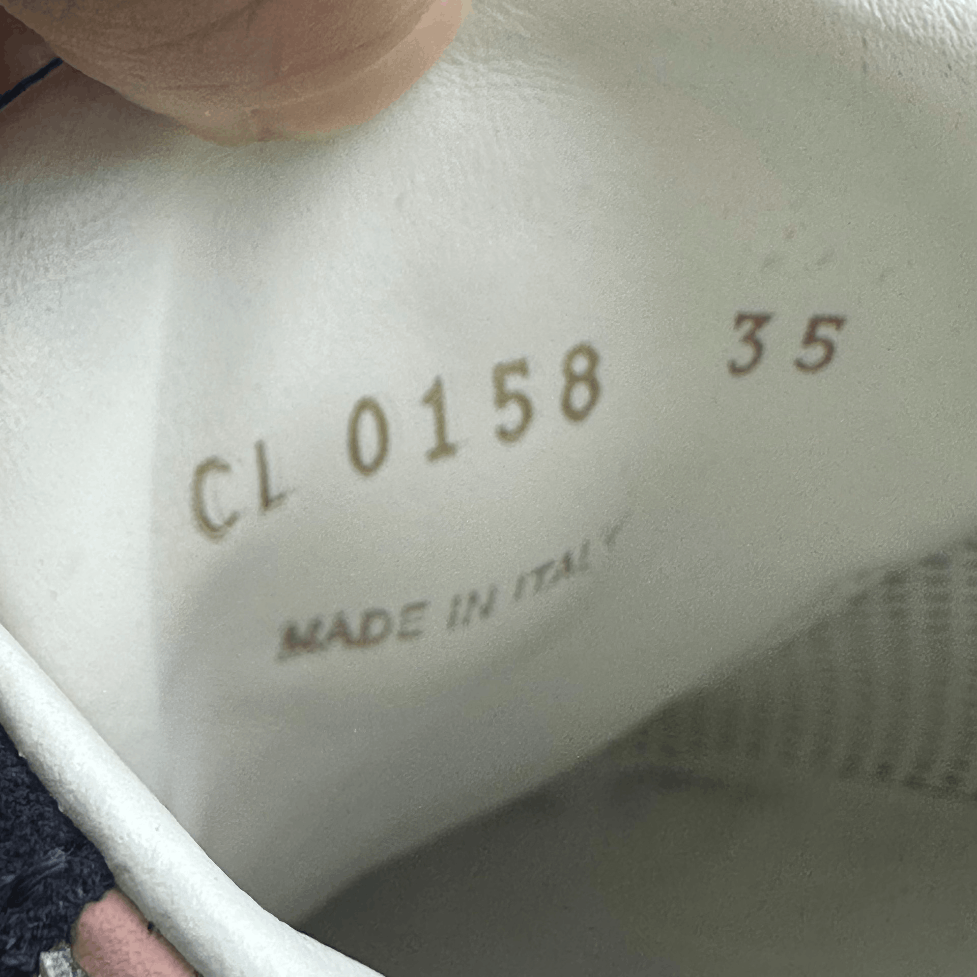 Louis Vuitton Louis Vuitton Casual Lowtop Sneakers it_35 Women Size US 5 / IT 35 - 9 Thumbnail