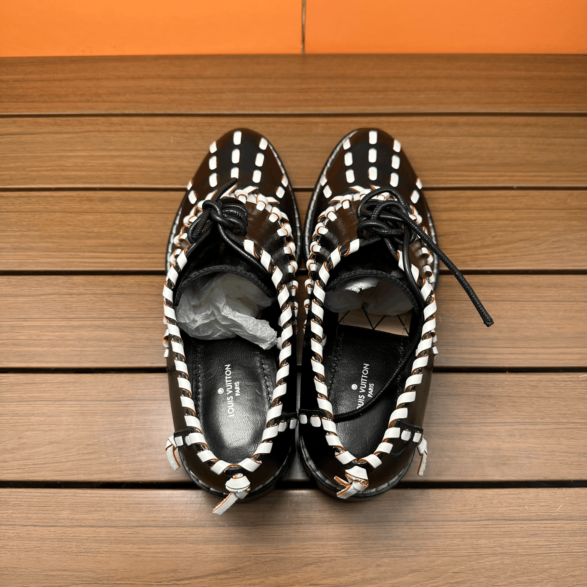 Louis Vuitton Louis Vuitton Hitop Sneakers it_39 Women Size US 9 / IT 39 - 2 Thumbnail