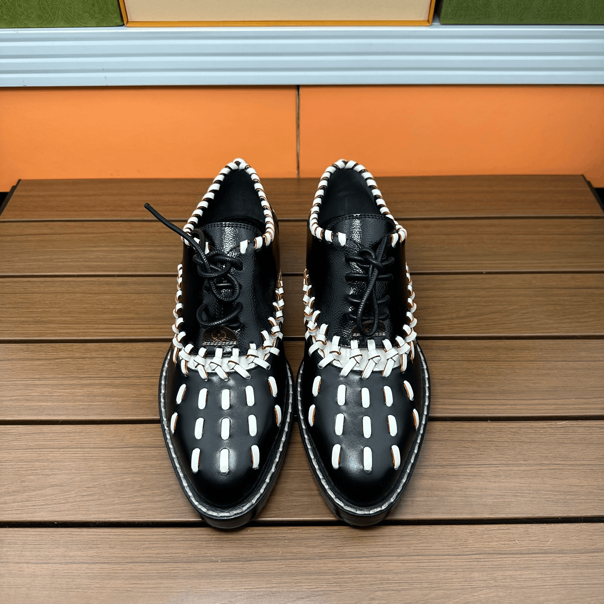 Louis Vuitton Louis Vuitton Hitop Sneakers it_39 Women Size US 9 / IT 39 - 3 Thumbnail