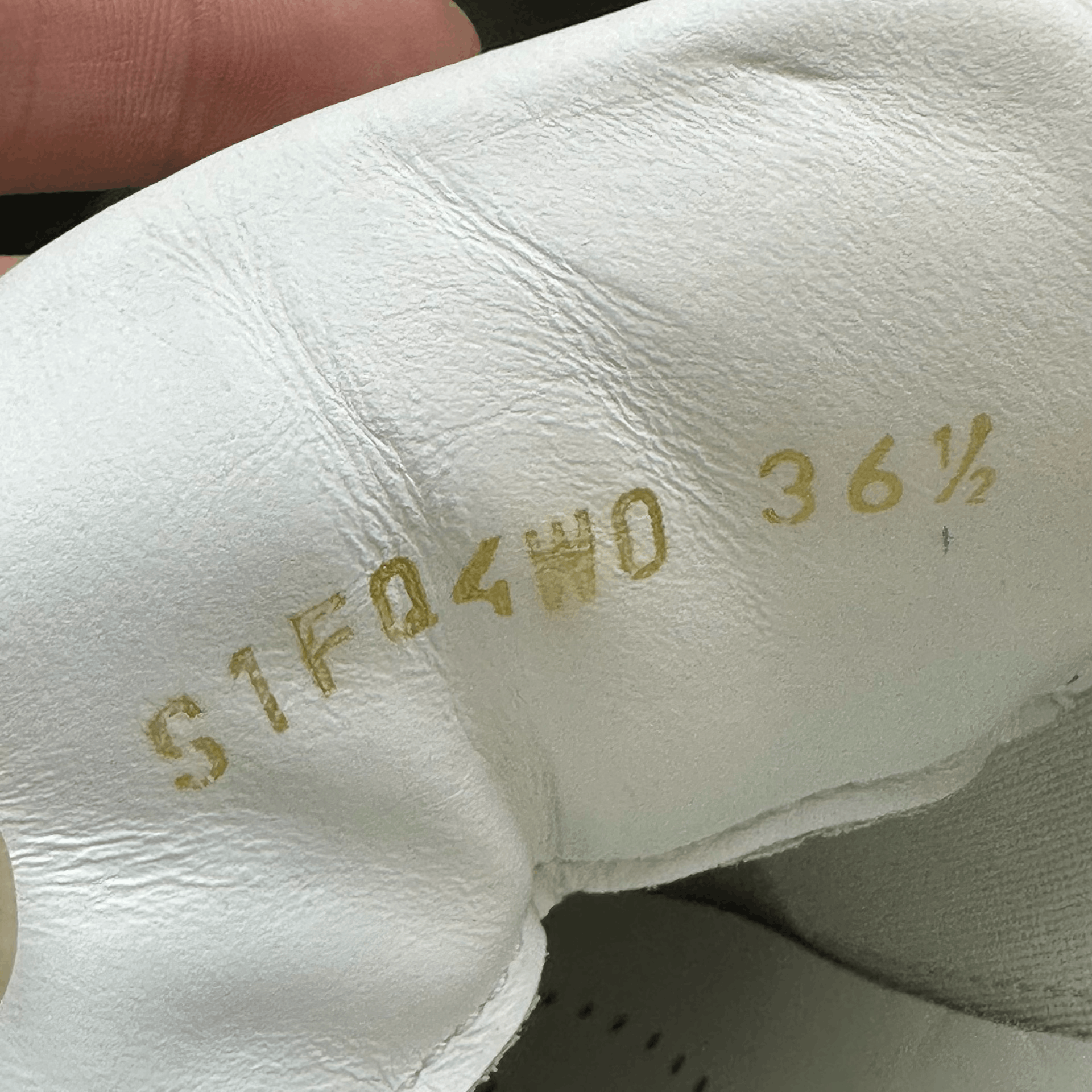 Valentino Valentino White Lowtop Sneakers it_36-5 Women Size US 6.5 / IT 36.5 - 9 Thumbnail