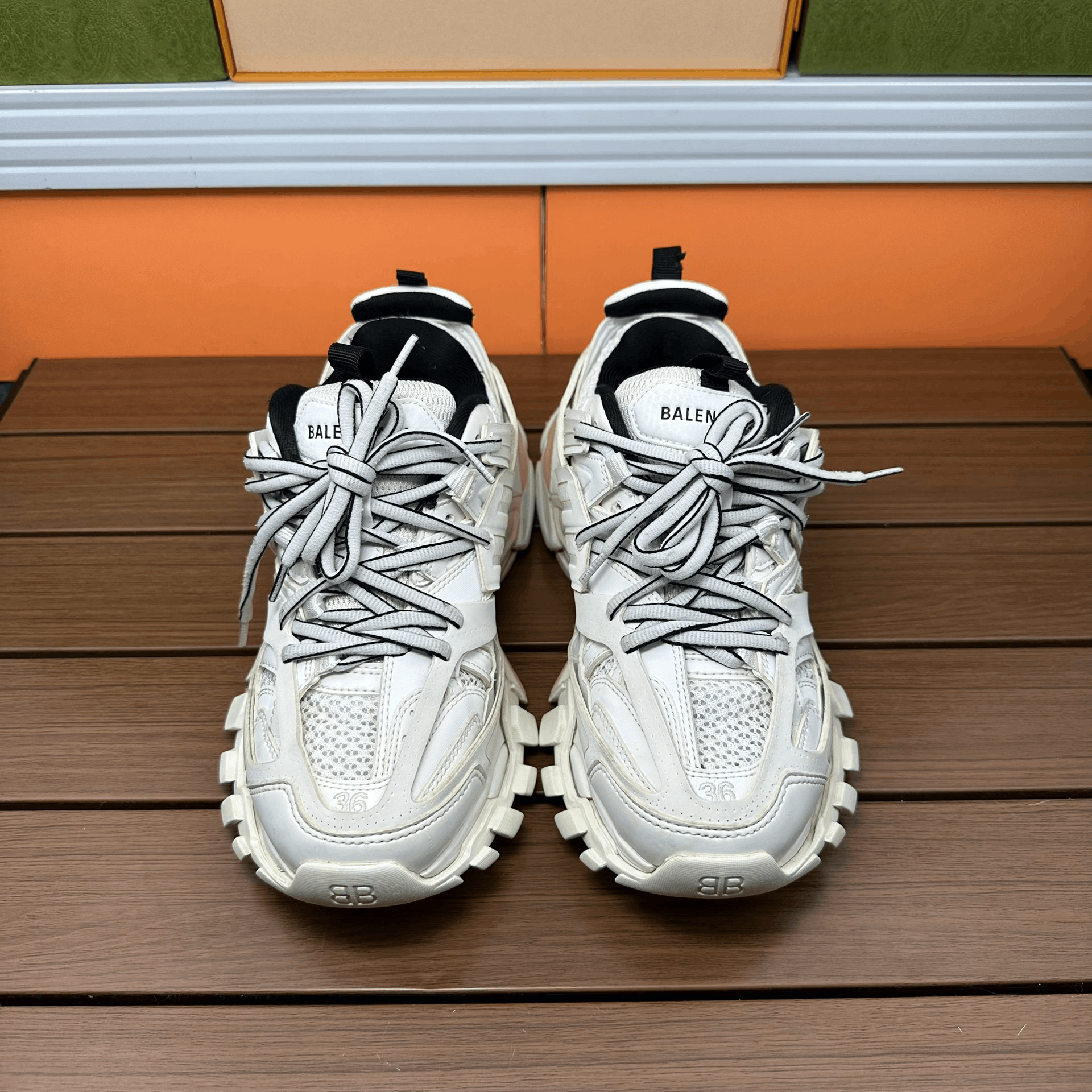 Balenciaga Balenciaga White Lowtop Sneakers it_36 Women Size US 6 / IT 36 - 4 Thumbnail