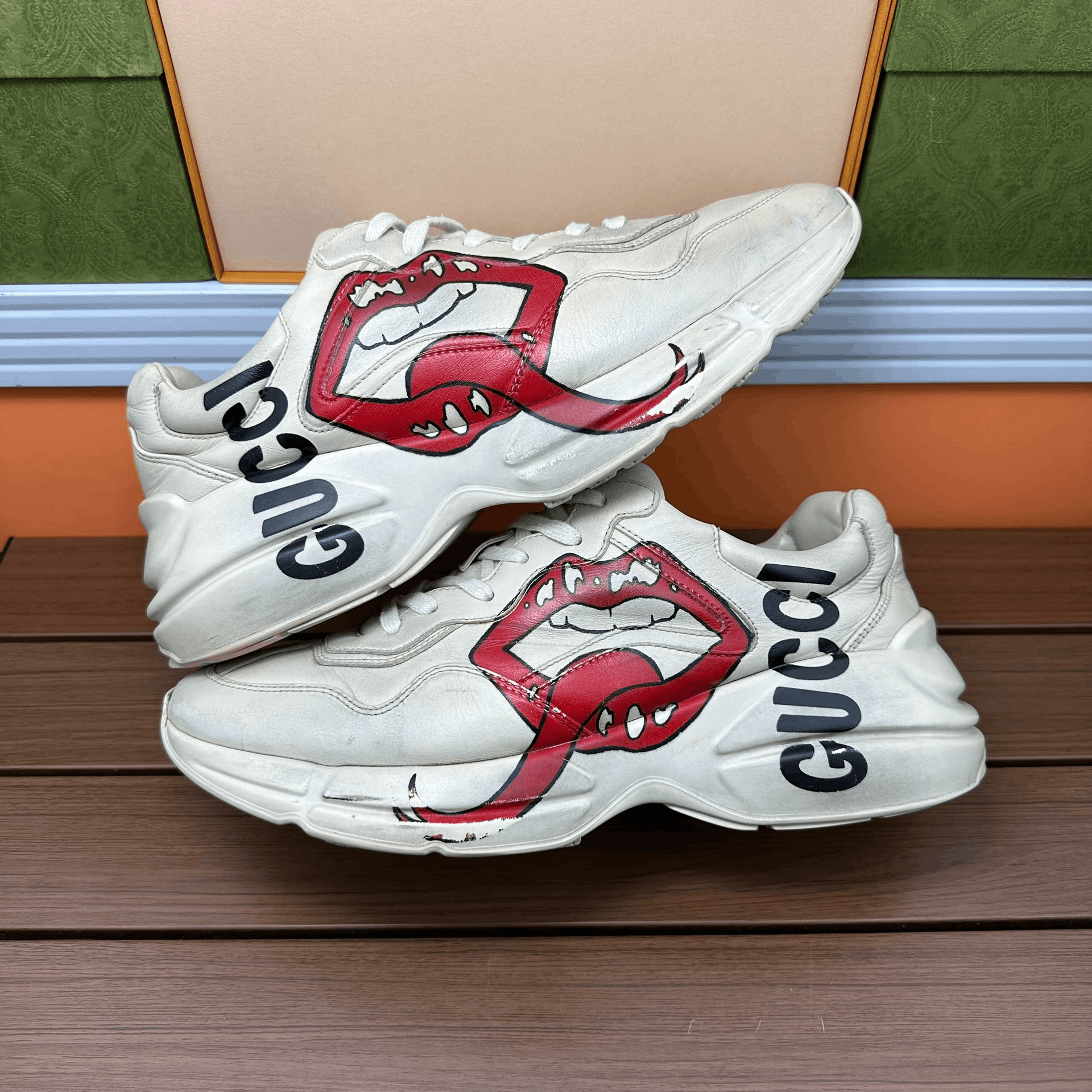 Gucci Gucci Printed Lowtop Sneakers 10 Men Size US 10 / EU 43 - 2 Thumbnail