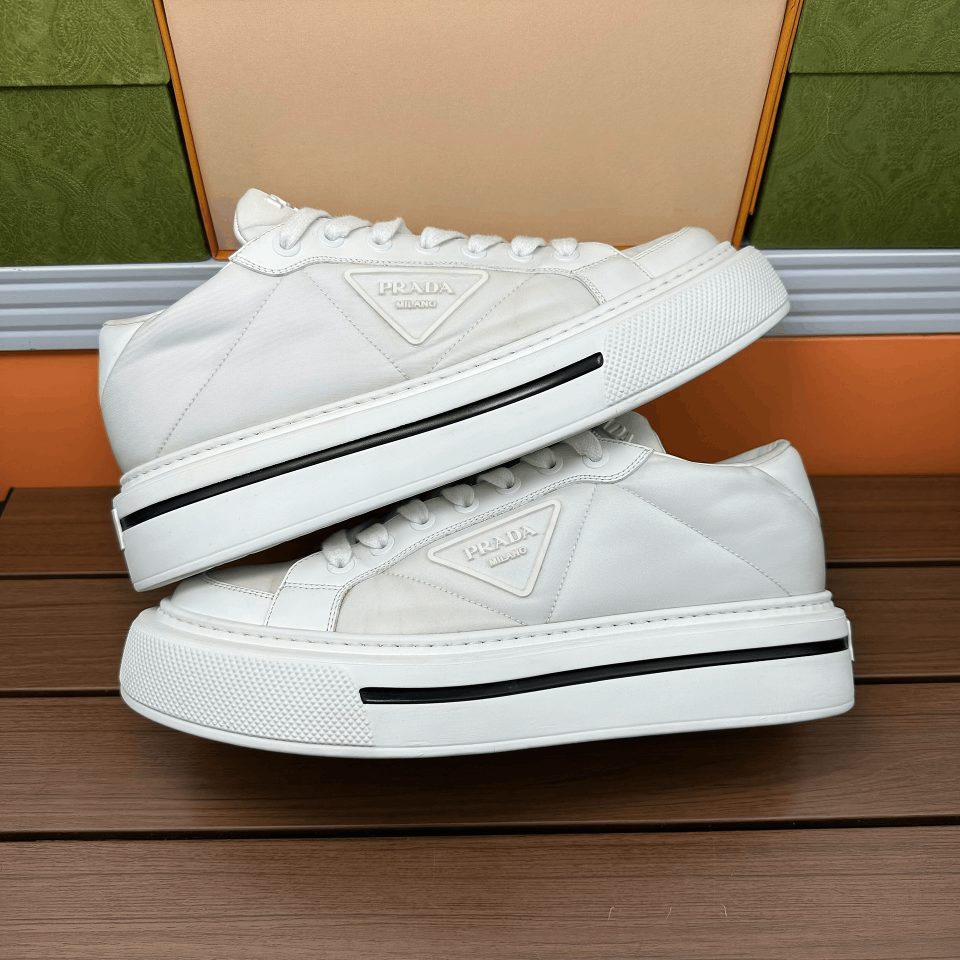 Prada Prada Casual White Lowtop Sneakers 10 Men Size US 10 / EU 43 - 2 Thumbnail